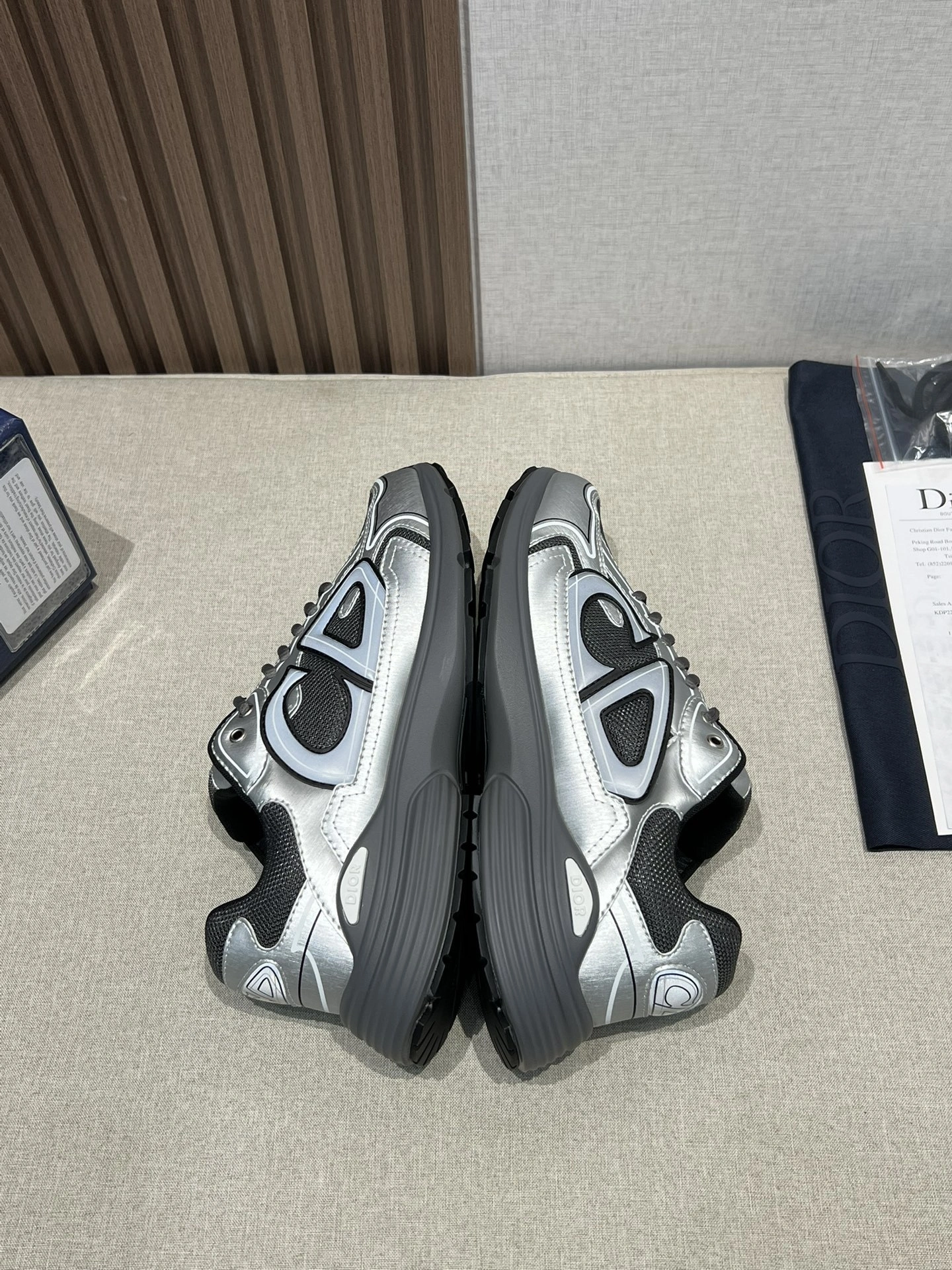 OOBB--4ior 3SN279ZYG_H870 cowhide B30 item:F-X000A0121B
