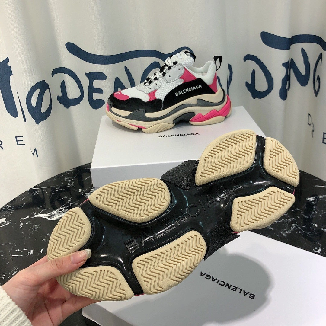 &OOBB- 524039W09O65671 Triple-s item : A-X02I2709L