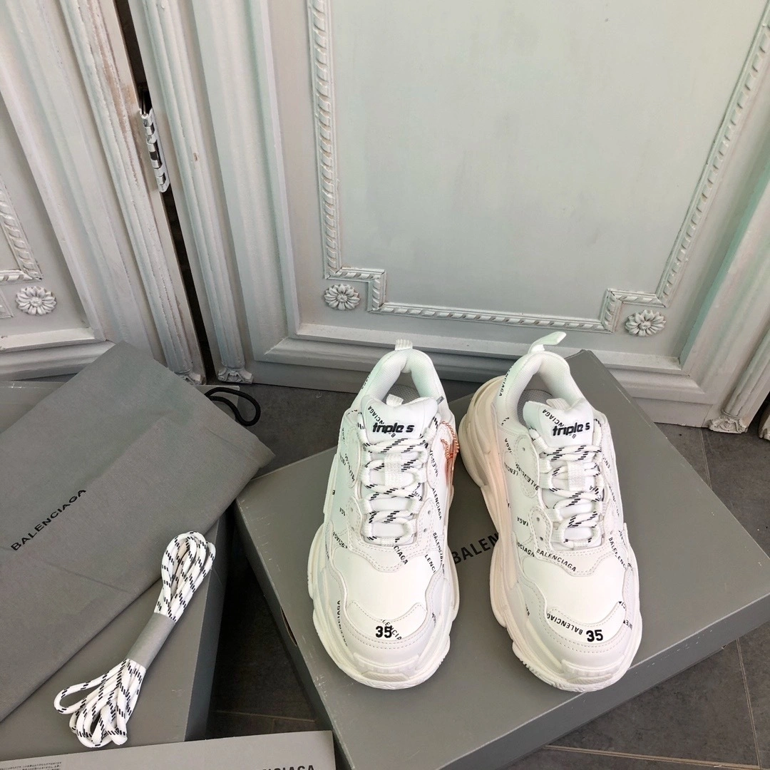 &&OOBB -536737W2FA19010 TRIPLE S item:B-X000E2024J