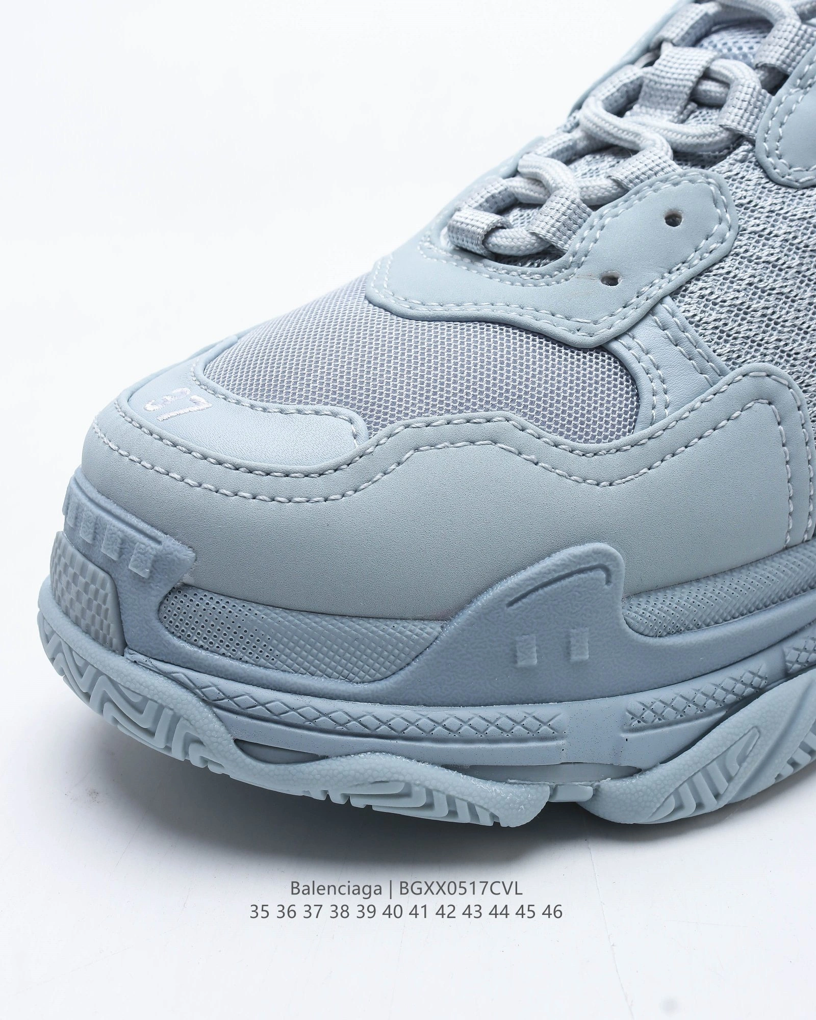 OOBB -536737W2FW14700 TRIPLE S item:B-X000E2084J