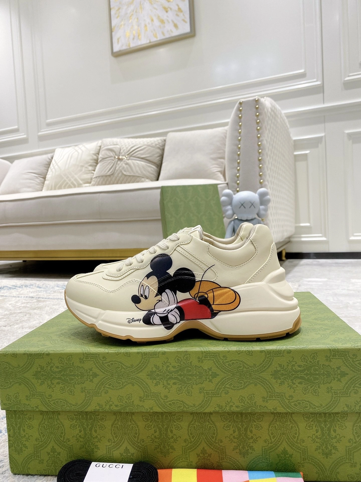&OOBB- 601370 DRW00 9522 Disney item:B-X158E1825H