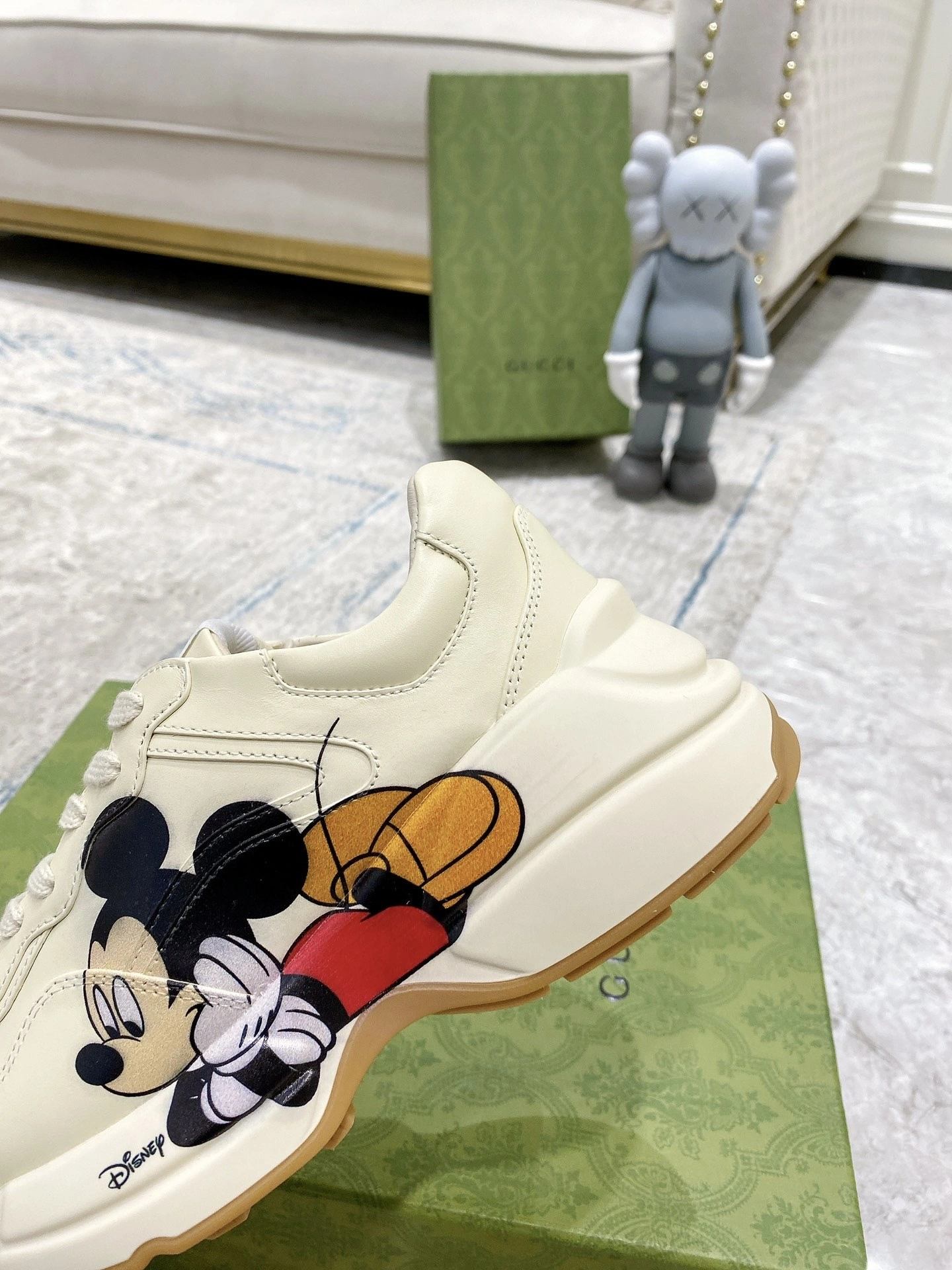 &OOBB- 601370 DRW00 9522 Disney item:B-X158E1825H