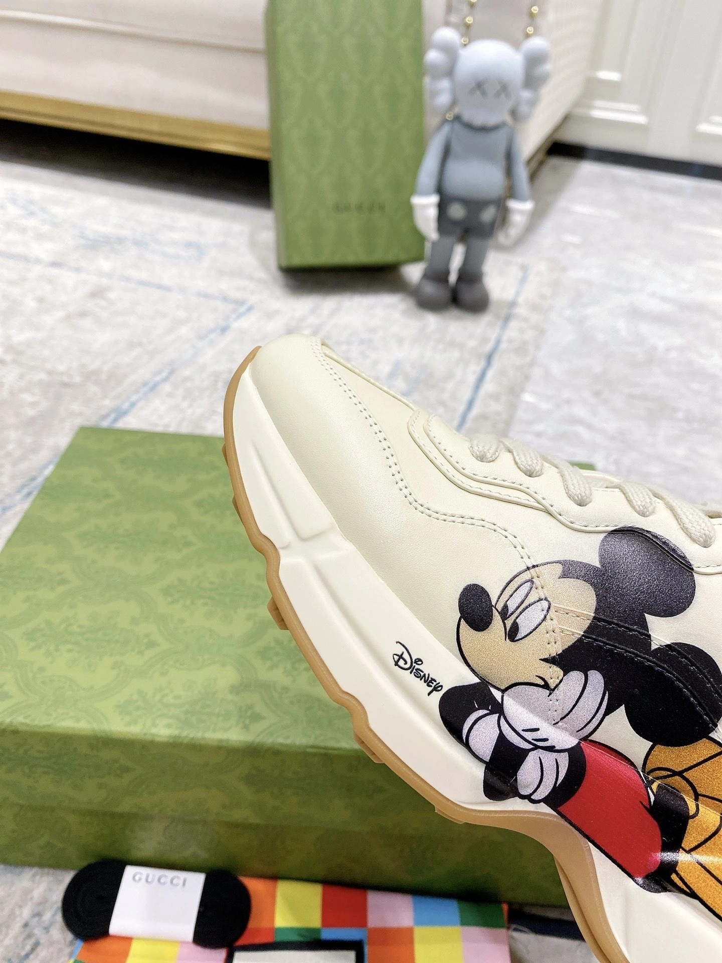 &OOBB- 601370 DRW00 9522 Disney item:B-X158E1825H