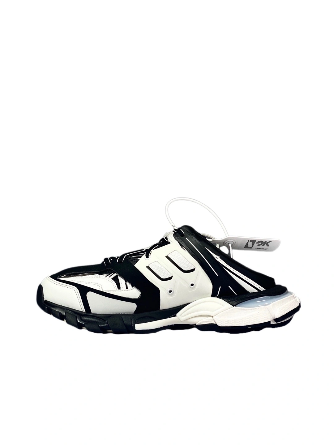 OOBB — 653814W3DA49019 item:C-X000C0811