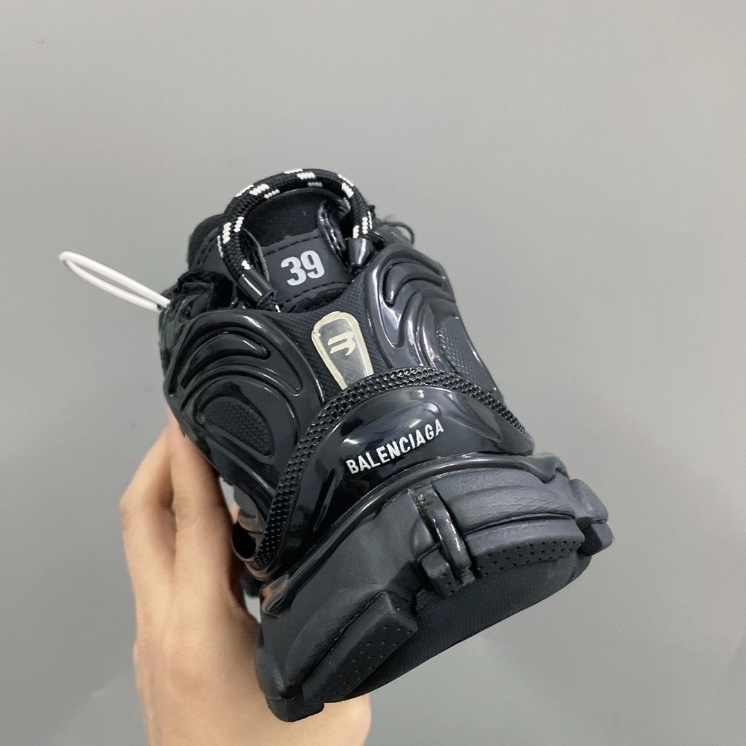 &&OOBB -656065W3RA11000 RUNNER item:B-X000E2005J