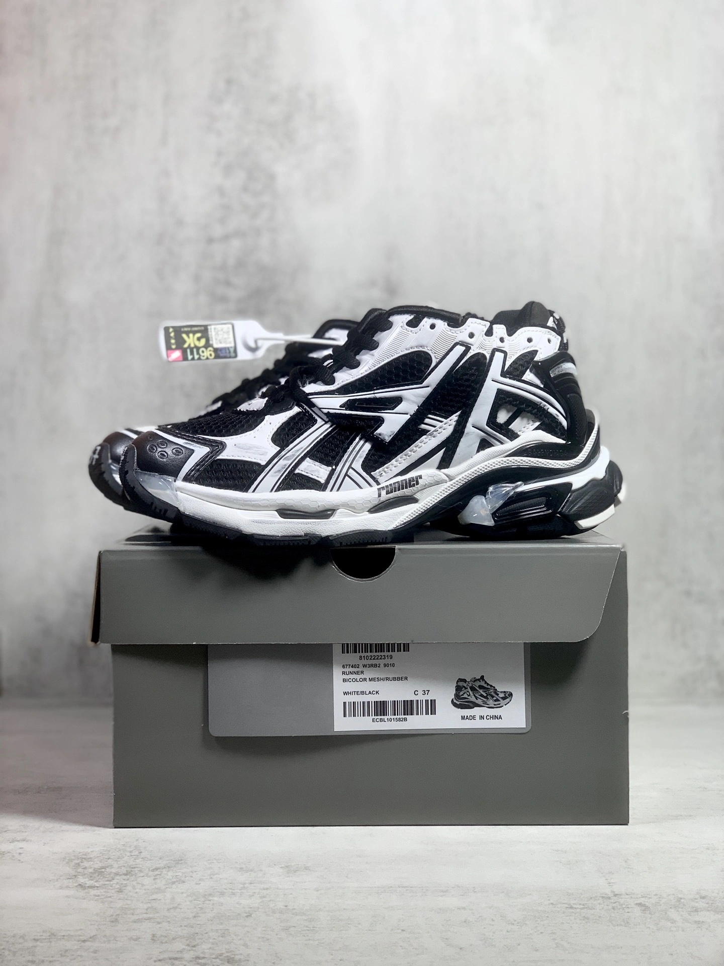 &OOBB- 677403W3RB29010 item:C-X230H0730Y
