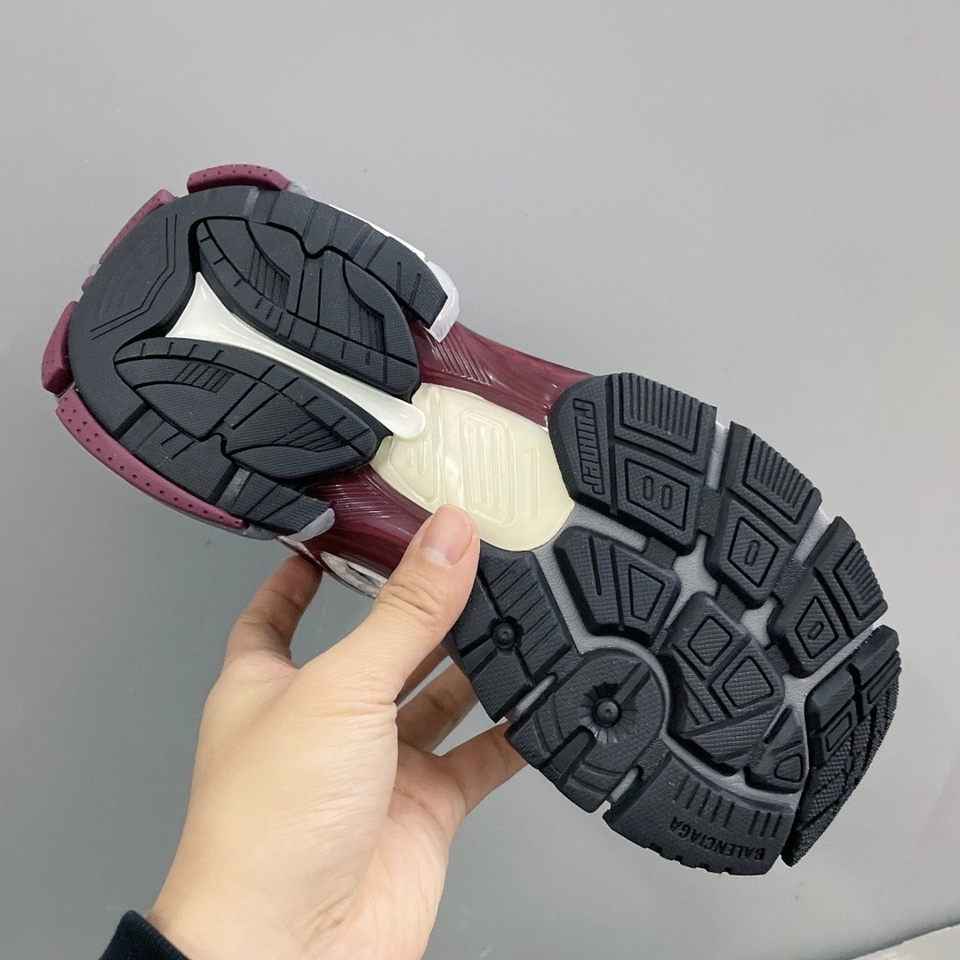 OOBB -677403W3RB39069 RUNNER item:B-X000E2001J