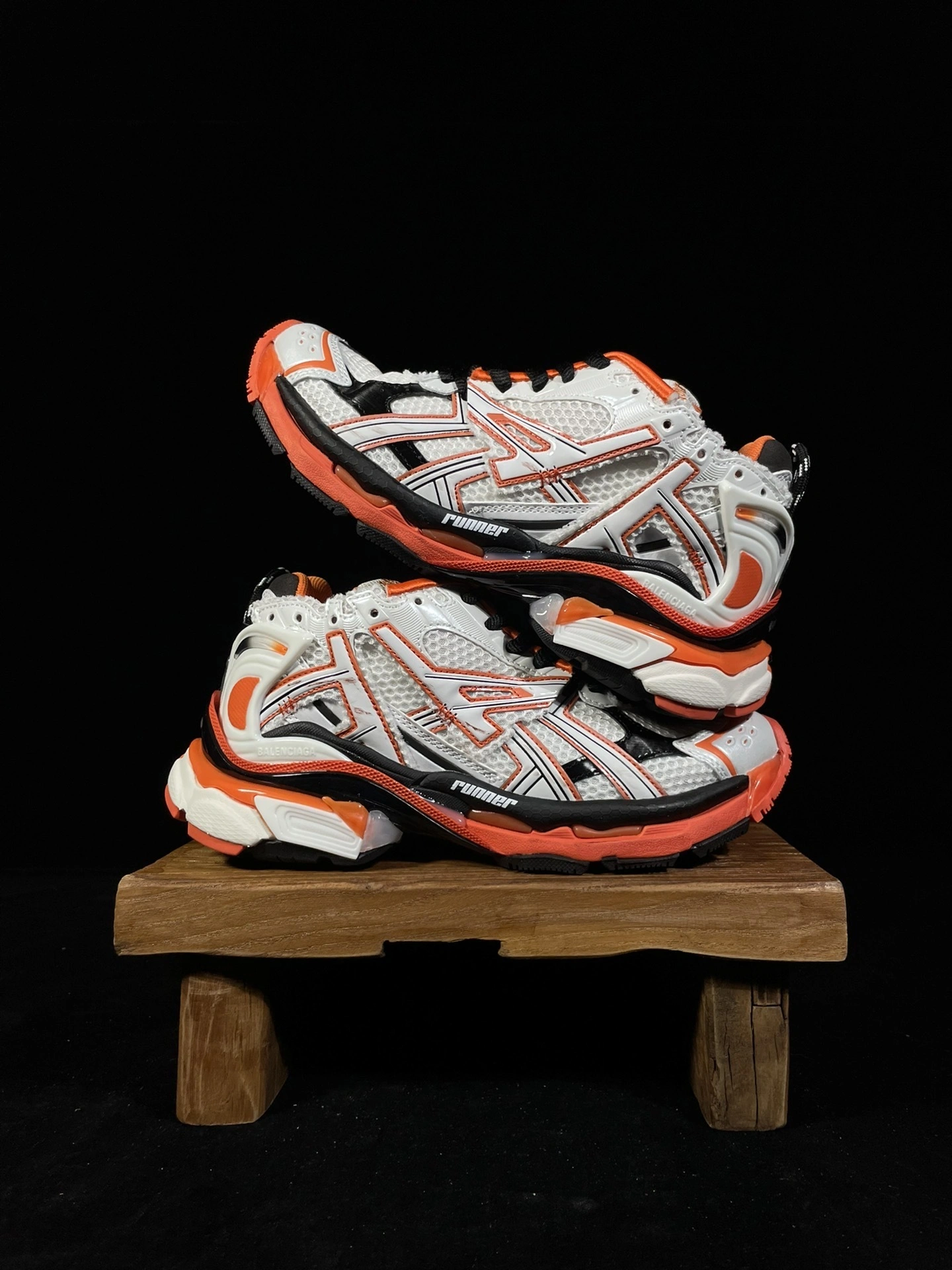 OOBB -677403W3RB79051 RUNNER item:B-X000E2023J