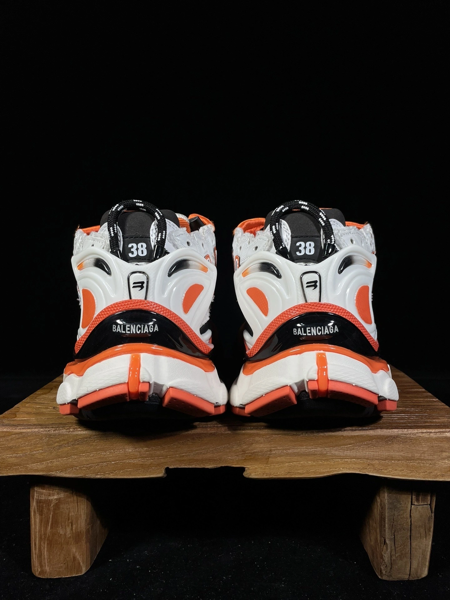 OOBB -677403W3RB79051 RUNNER item:B-X000E2023J