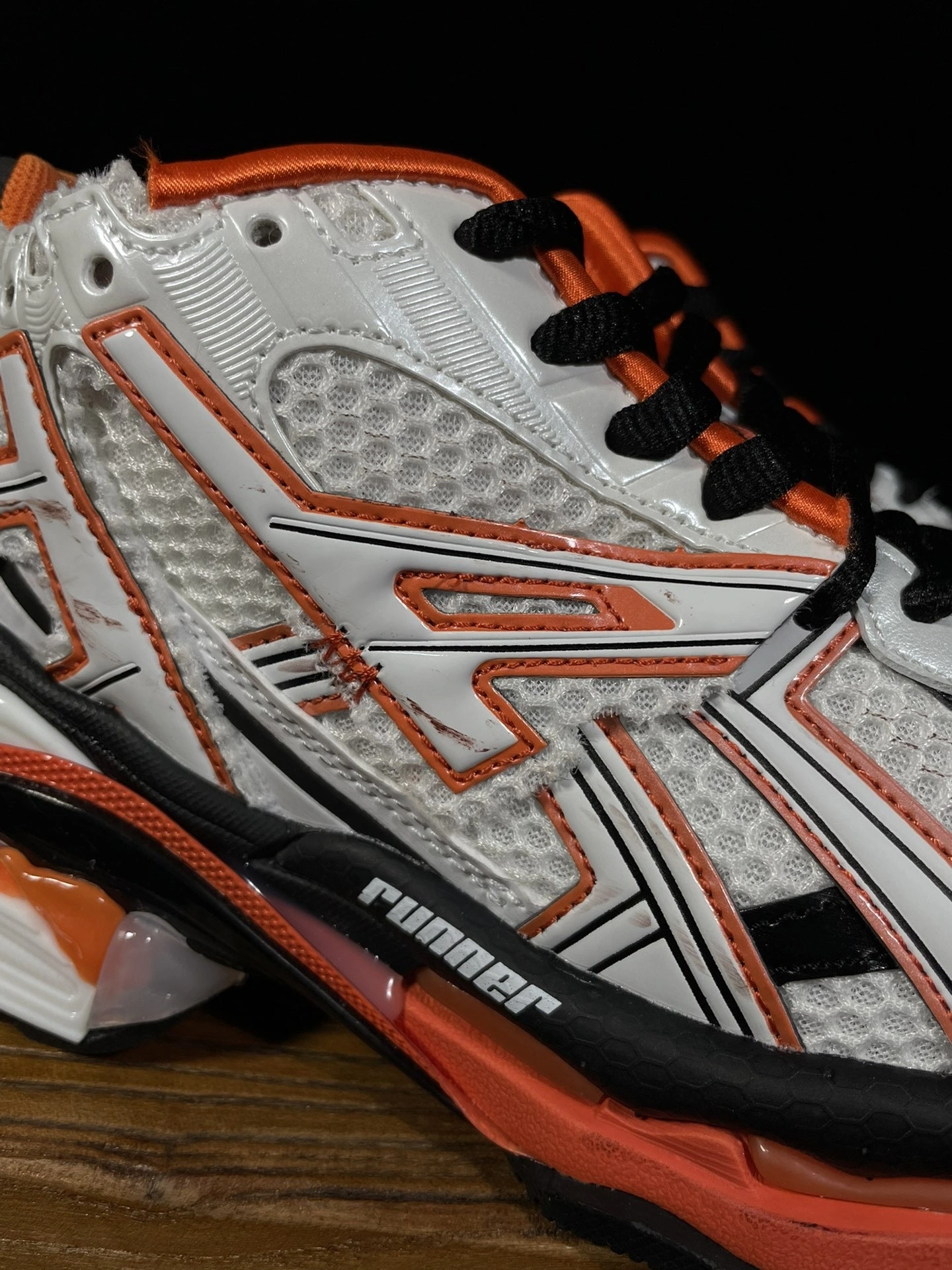 OOBB -677403W3RB79051 RUNNER item:B-X000E2023J