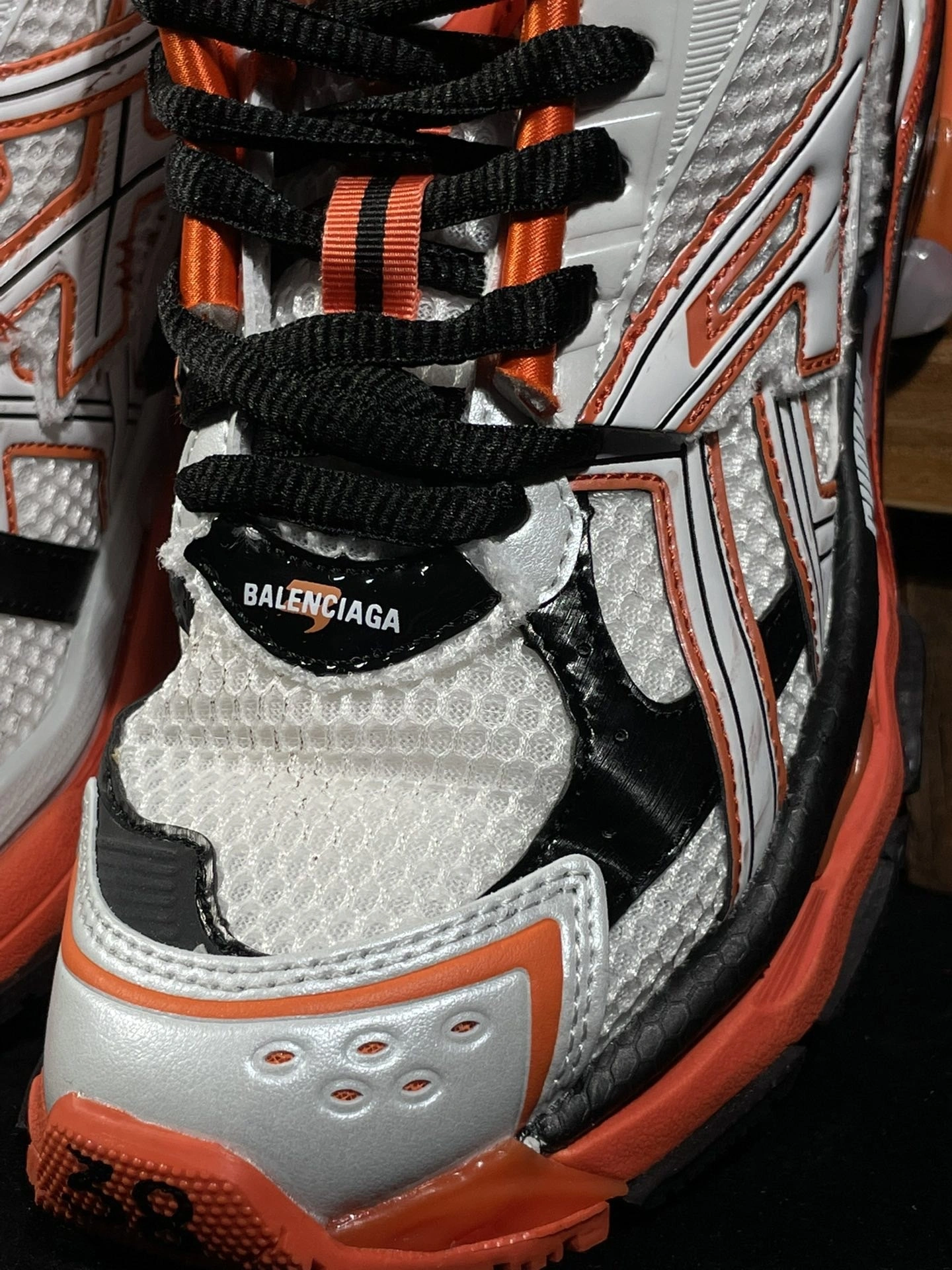 OOBB -677403W3RB79051 RUNNER item:B-X000E2023J