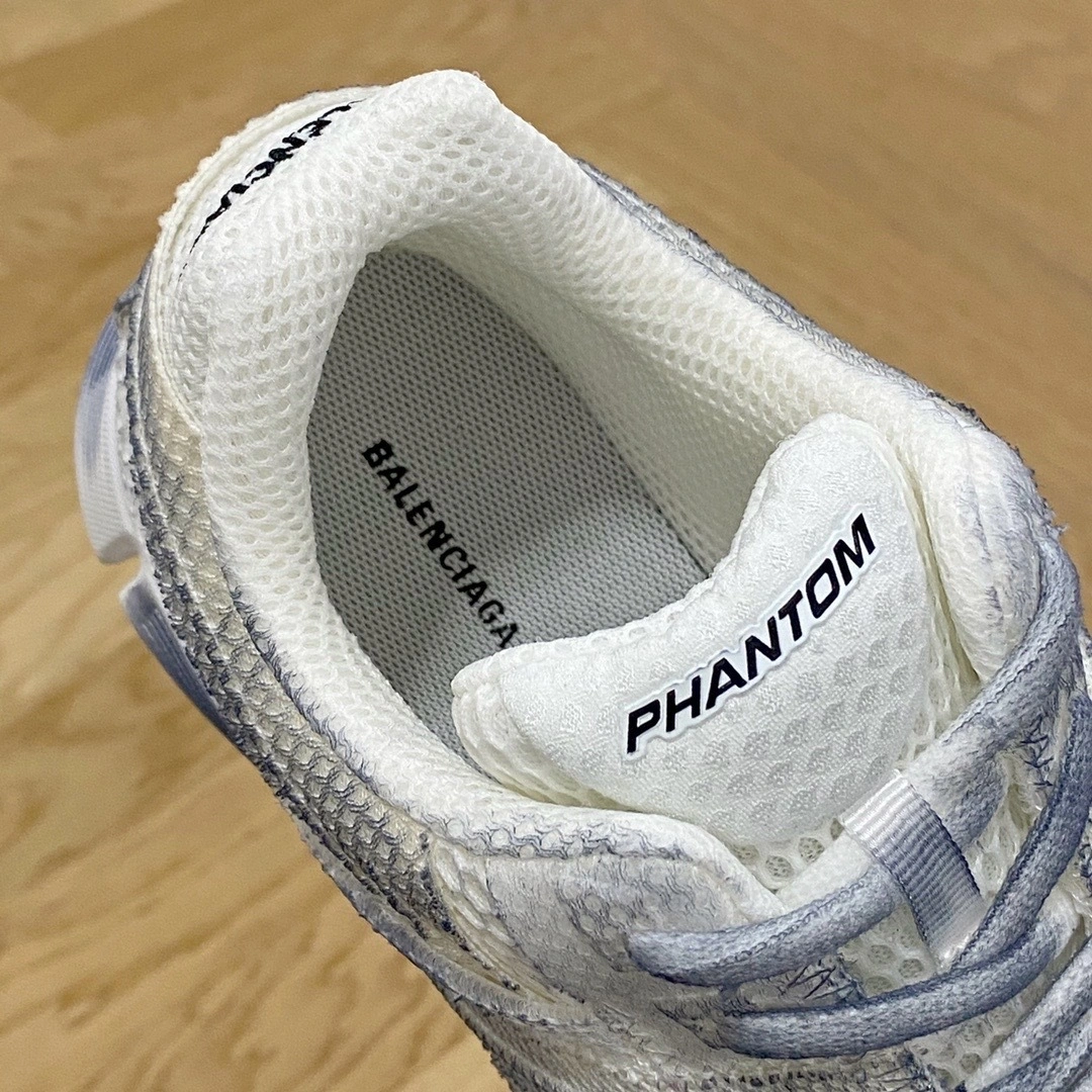 OOBB -678869W2E909000 PHANTOM item:B-X000E2064J