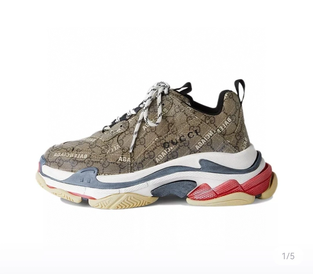OOBB- 681066 ULZ10 9795 Triple S item : B-X03A1524L
