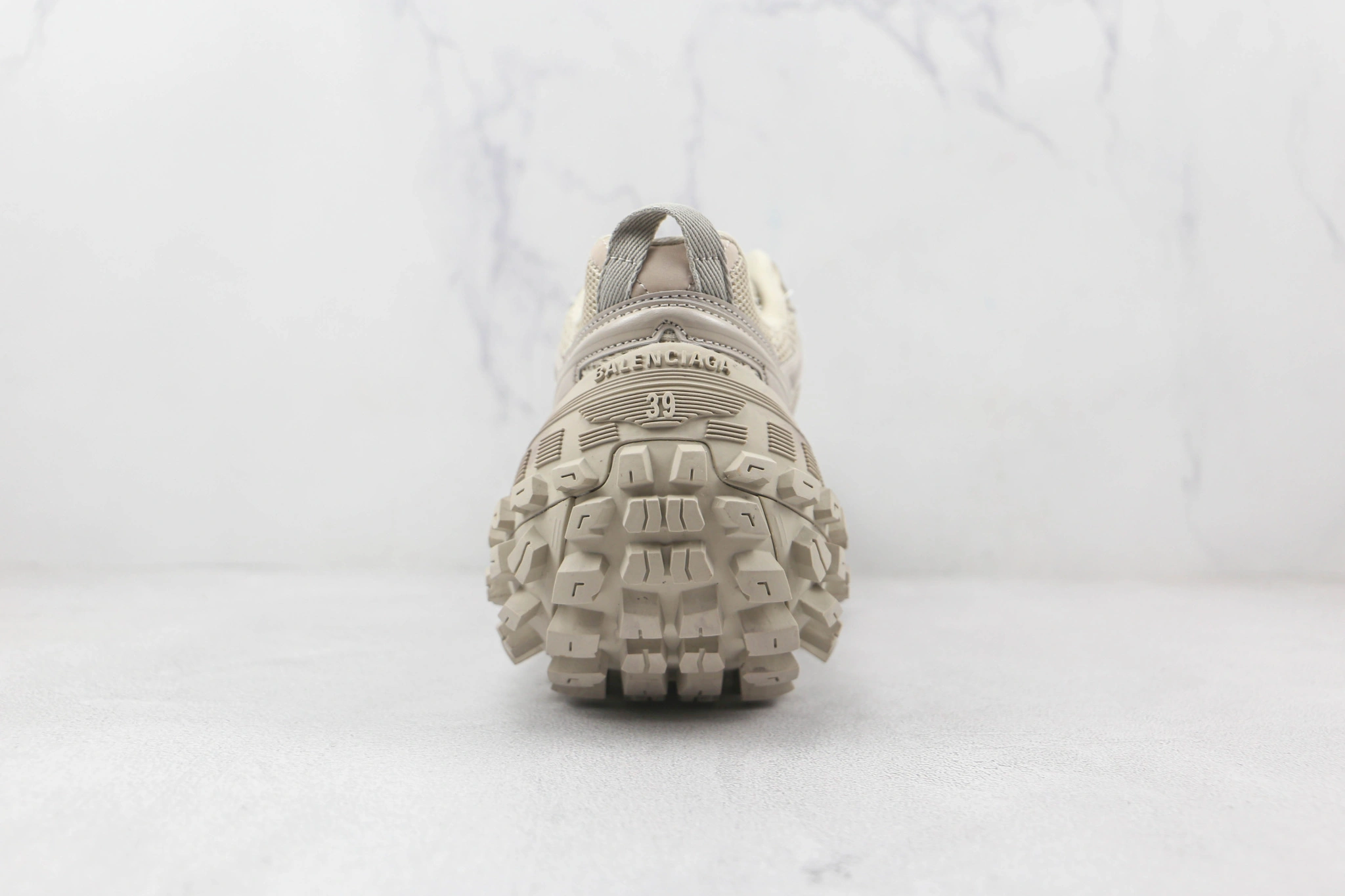 OOBB -685613W2RA69700 DEFENDER item:B-X000E2019J