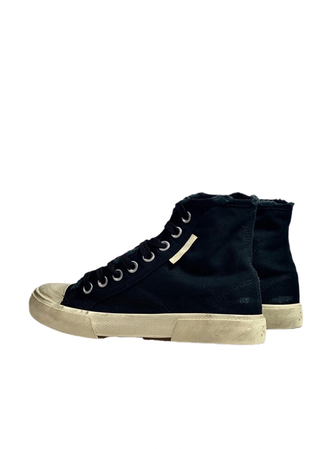 OOBB — 688752W3RC11090 PARIS item:C-X000C0805
