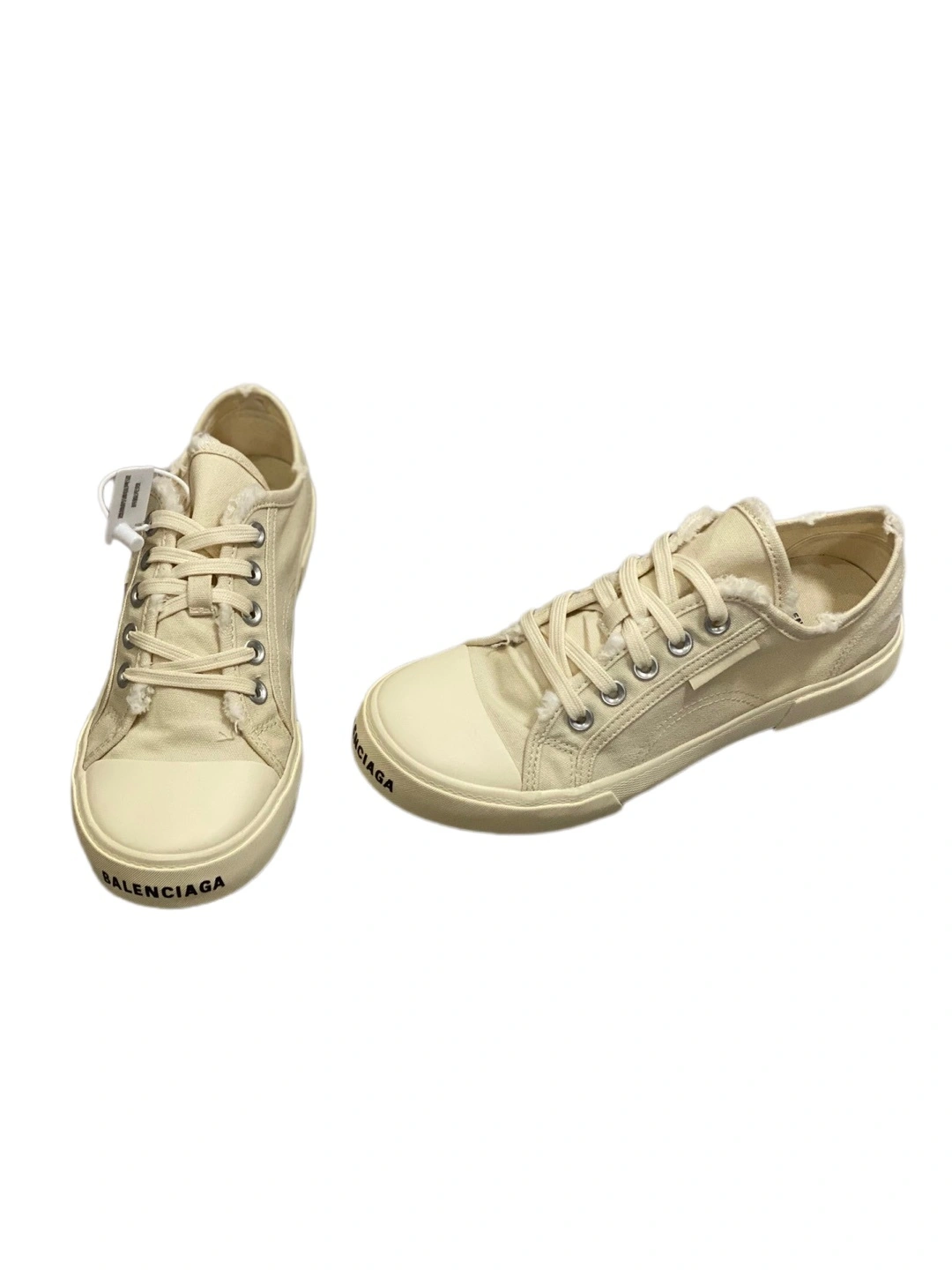 OOBB — 688754W3RC59090 PARIS item:C-X000C0806