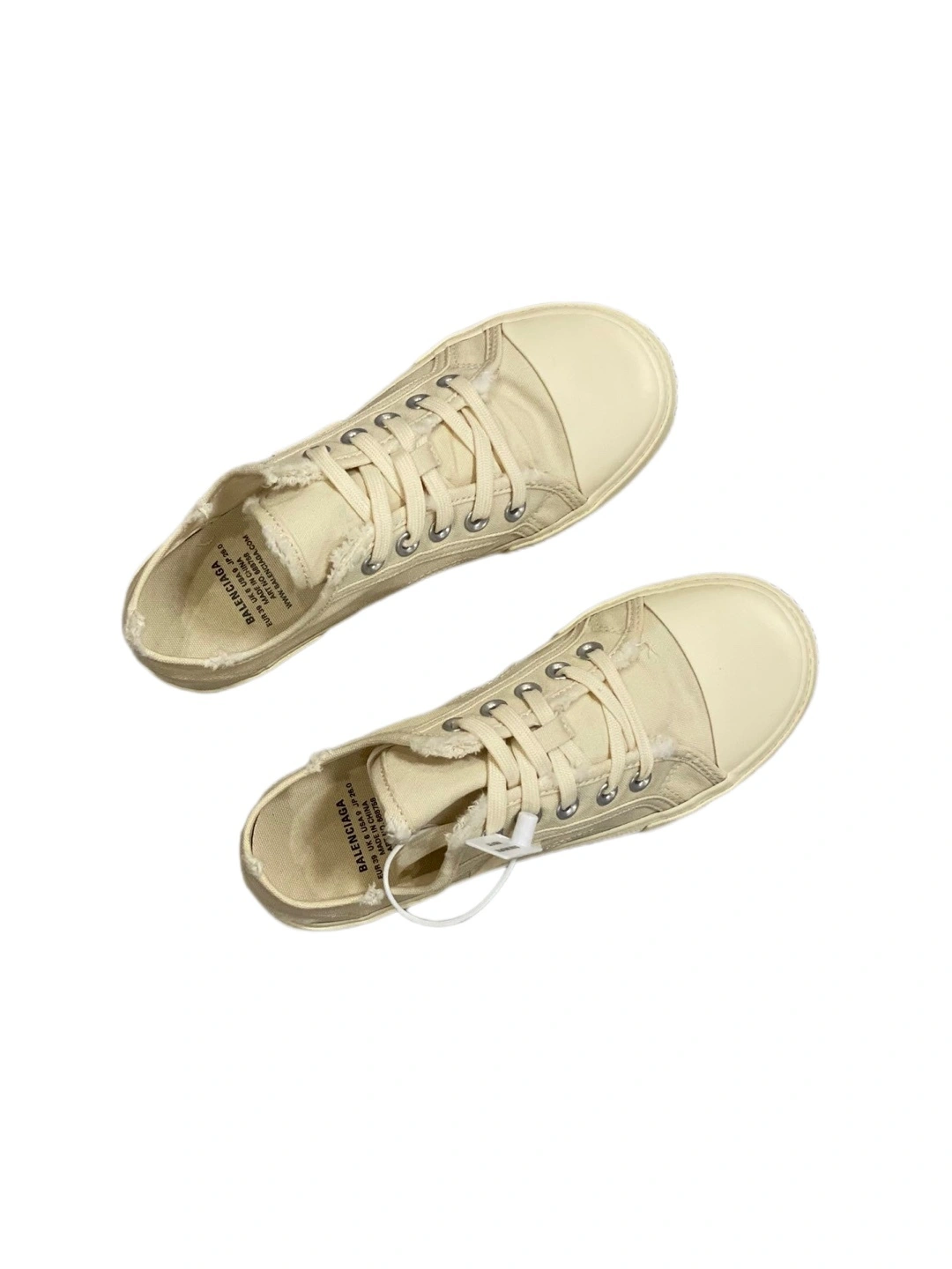 OOBB — 688754W3RC59090 PARIS item:C-X000C0806