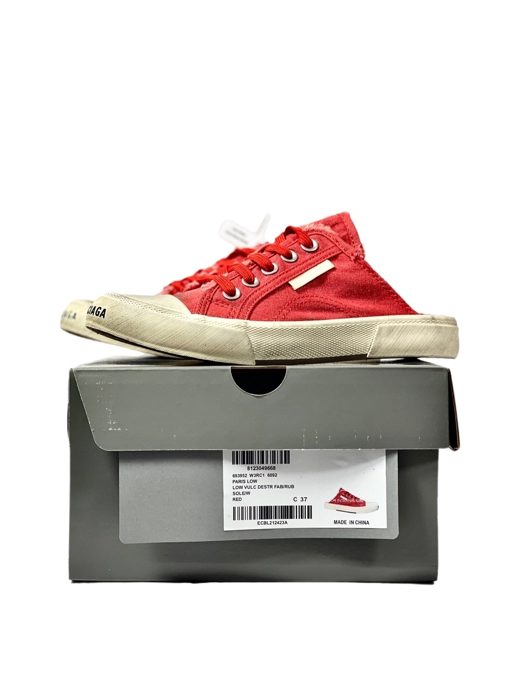 OOBB — 693953W3RC36090 PARIS item:C-X000C0807
