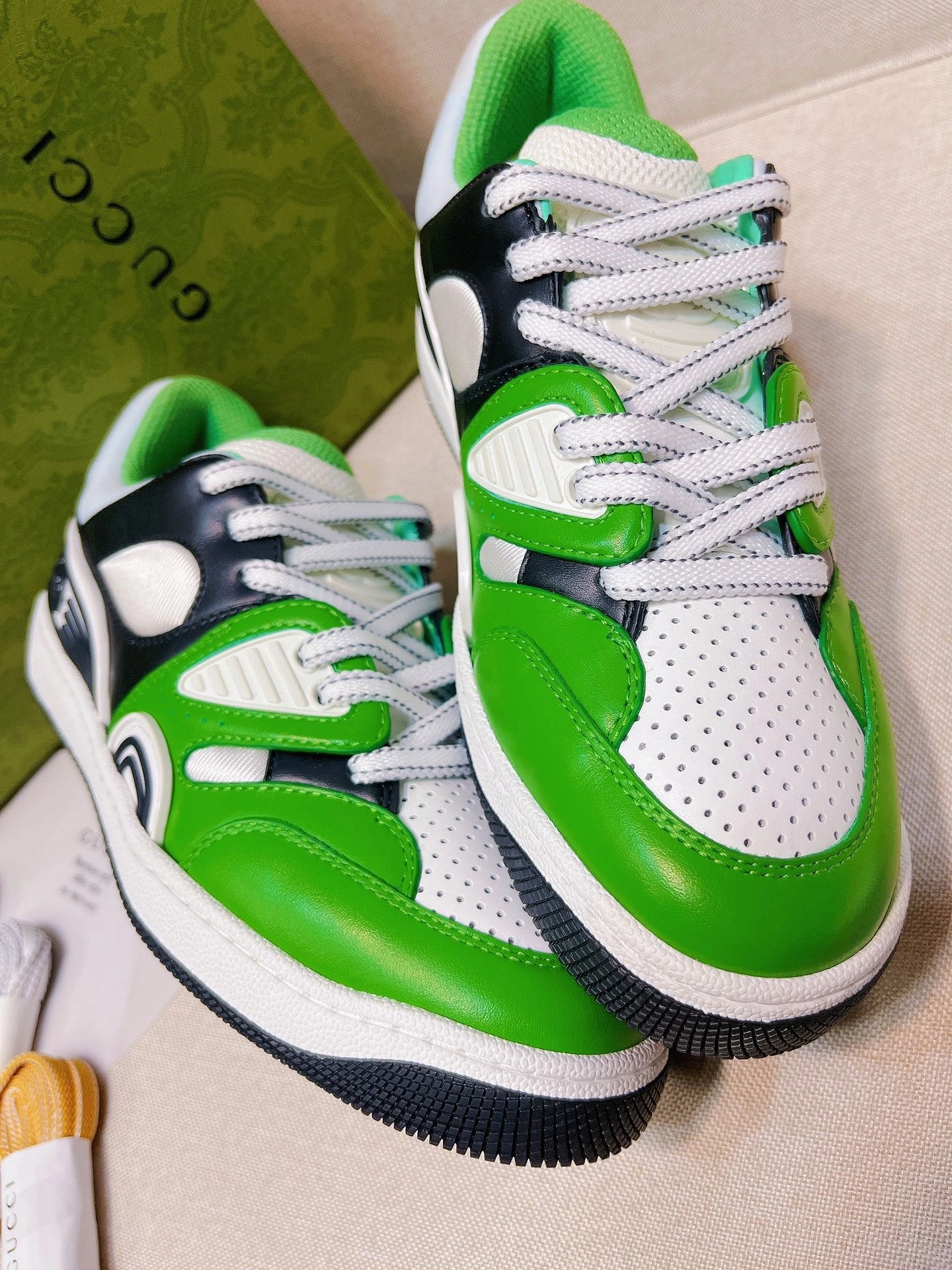 OOBB- 697882 2SH90 3760 Basket item:B-X150G0812H