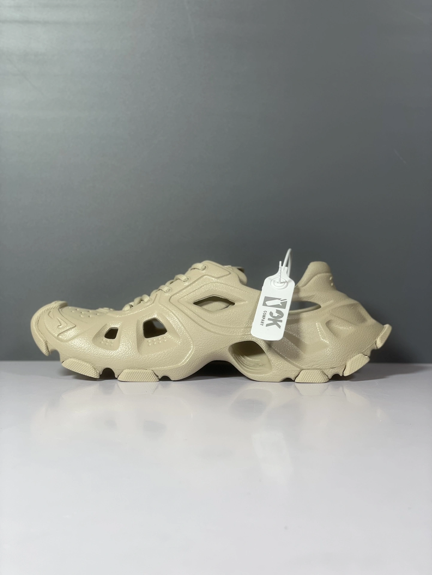 OOBB- 702421W3CES9300 item:C-X004H0727Y