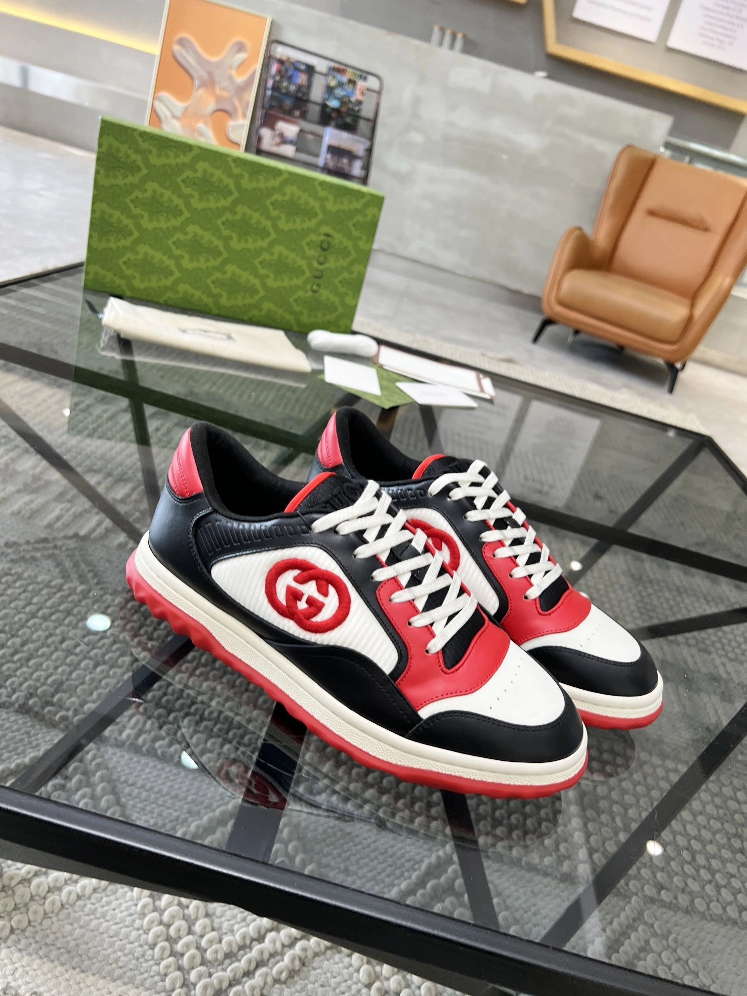 OOBB- 762611 AACNW 1051 item:C-X158I2859Y