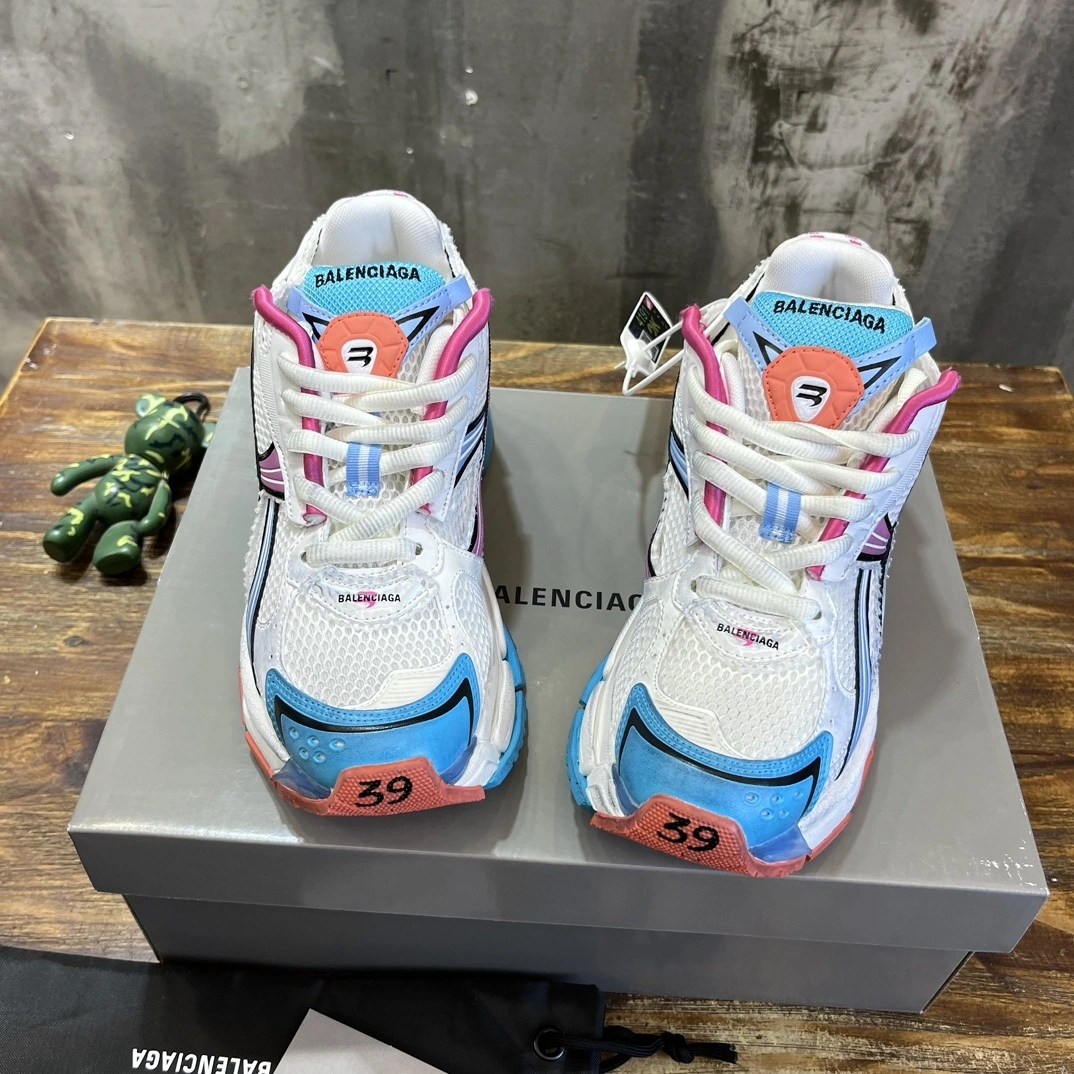 &OOBB- 772767W3RMU9458 Runner item: D-X158B2345