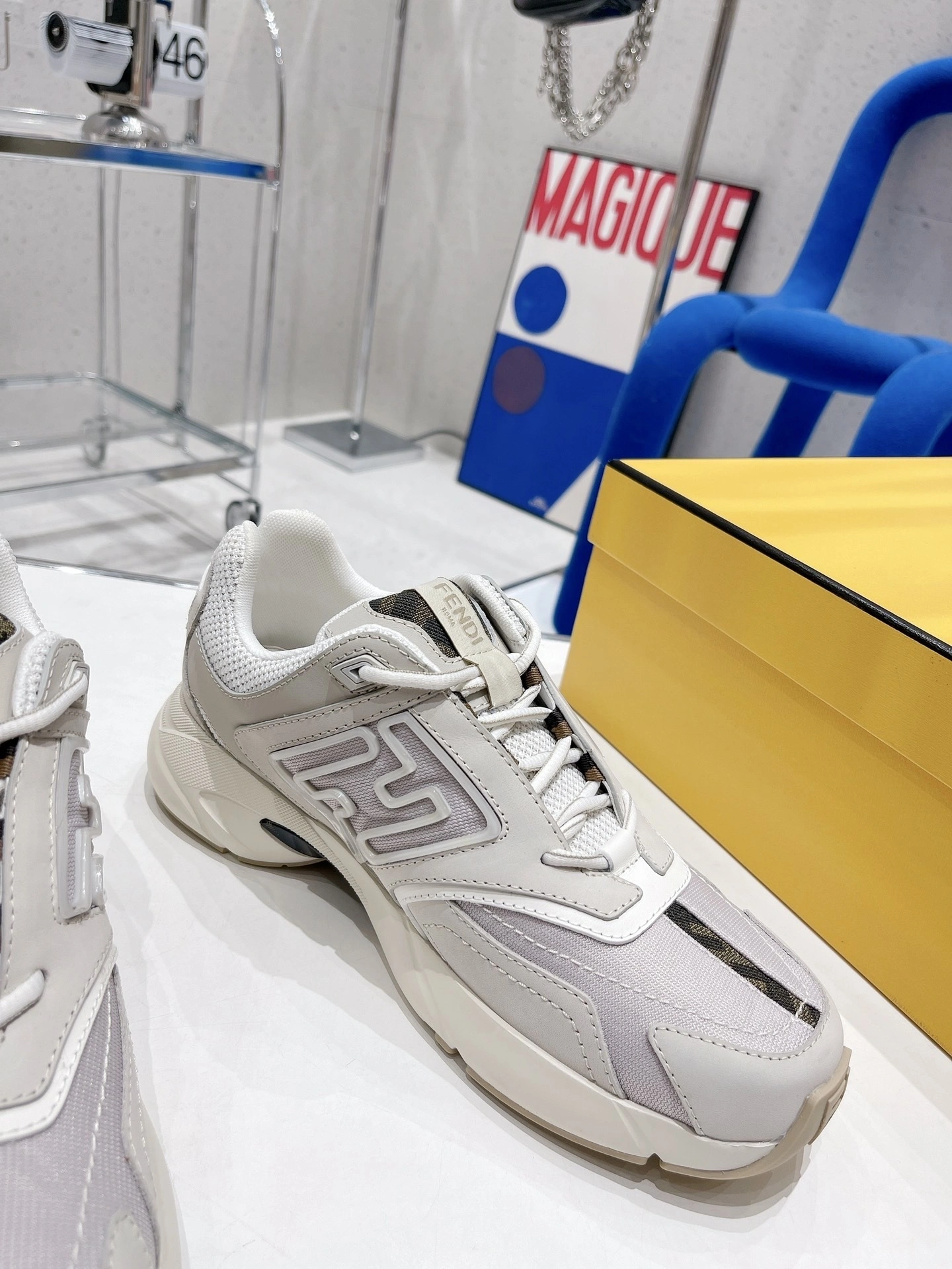OOBB- 7E1555AKX6F1ICF Faster item:B-X158I1521H
