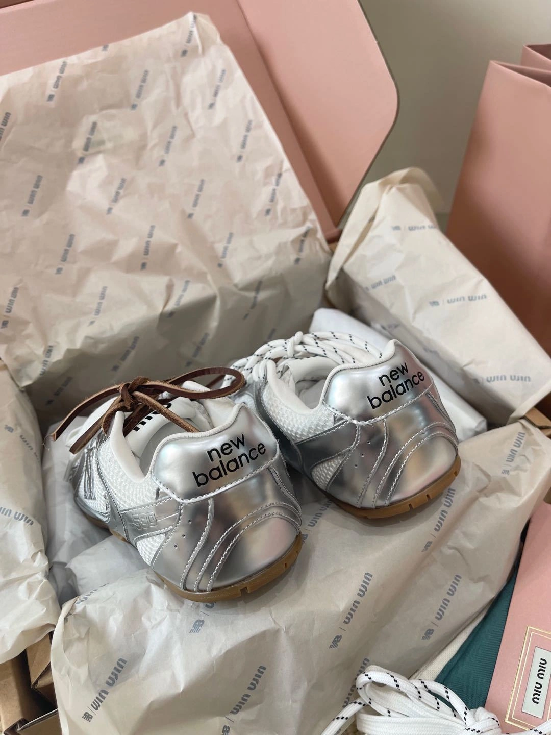 &OOBB- 7iu7iu 5E165E_3L90_F0118_F_BD05 cowhide New Balance 530 SL item：E-X230I0305