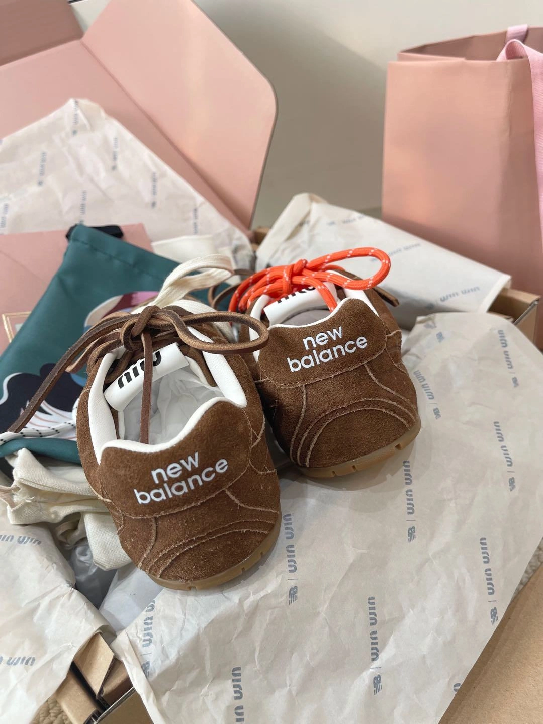 OOBB- 7iu7iu 5E165E_Z5O_F0401_F_D005 cowhide New Balance 530 SL item：E-X230I0306
