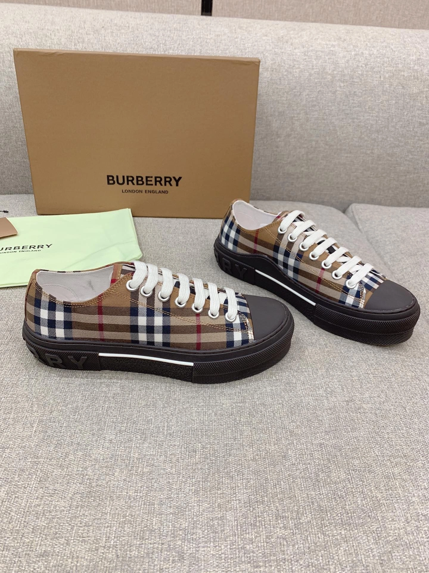 OOBB- 80496081 Vintage item:B-X313H1304H