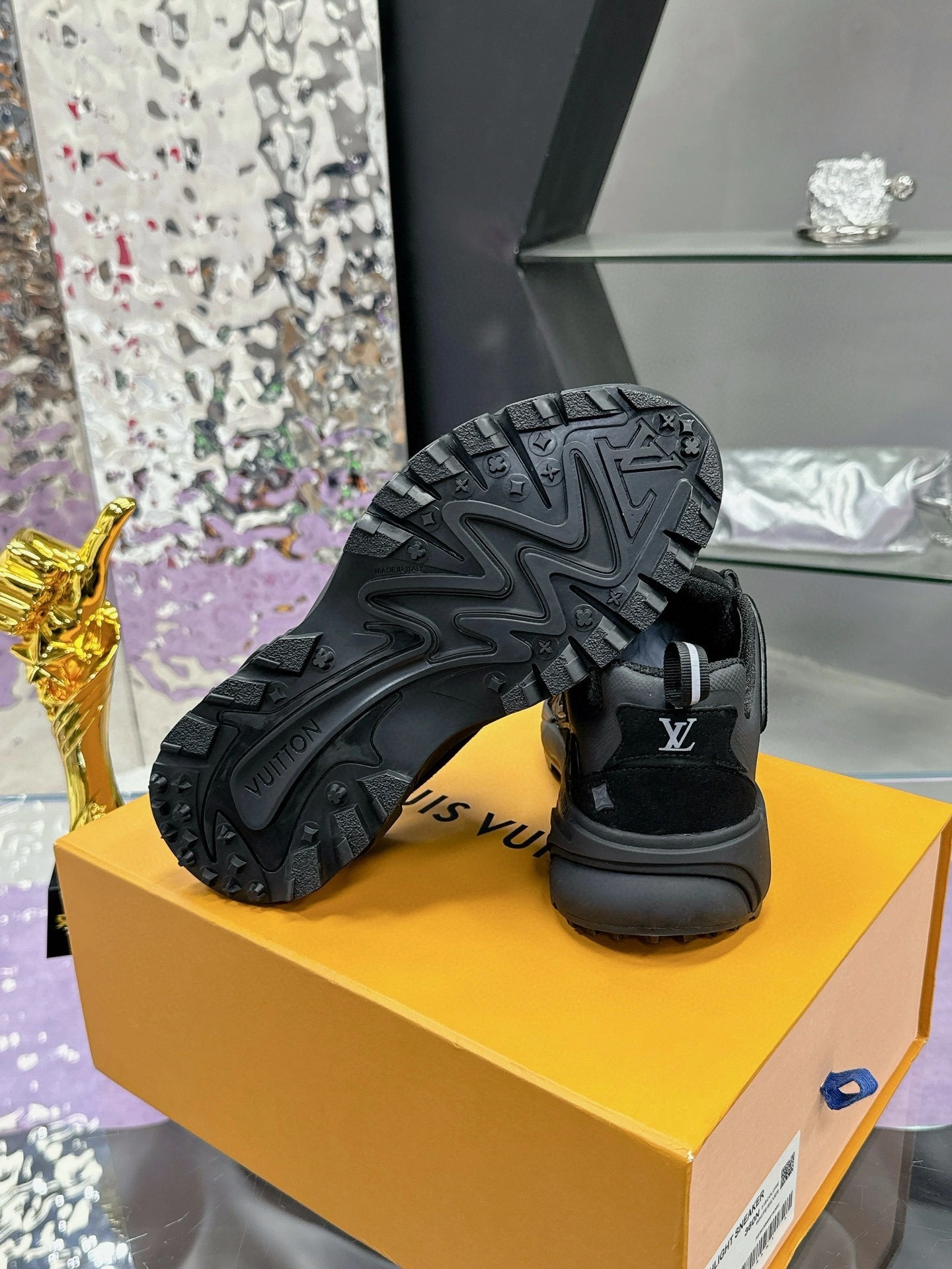 &OOBB--8V 1A9UNN cowhide item:D-X000K1054
