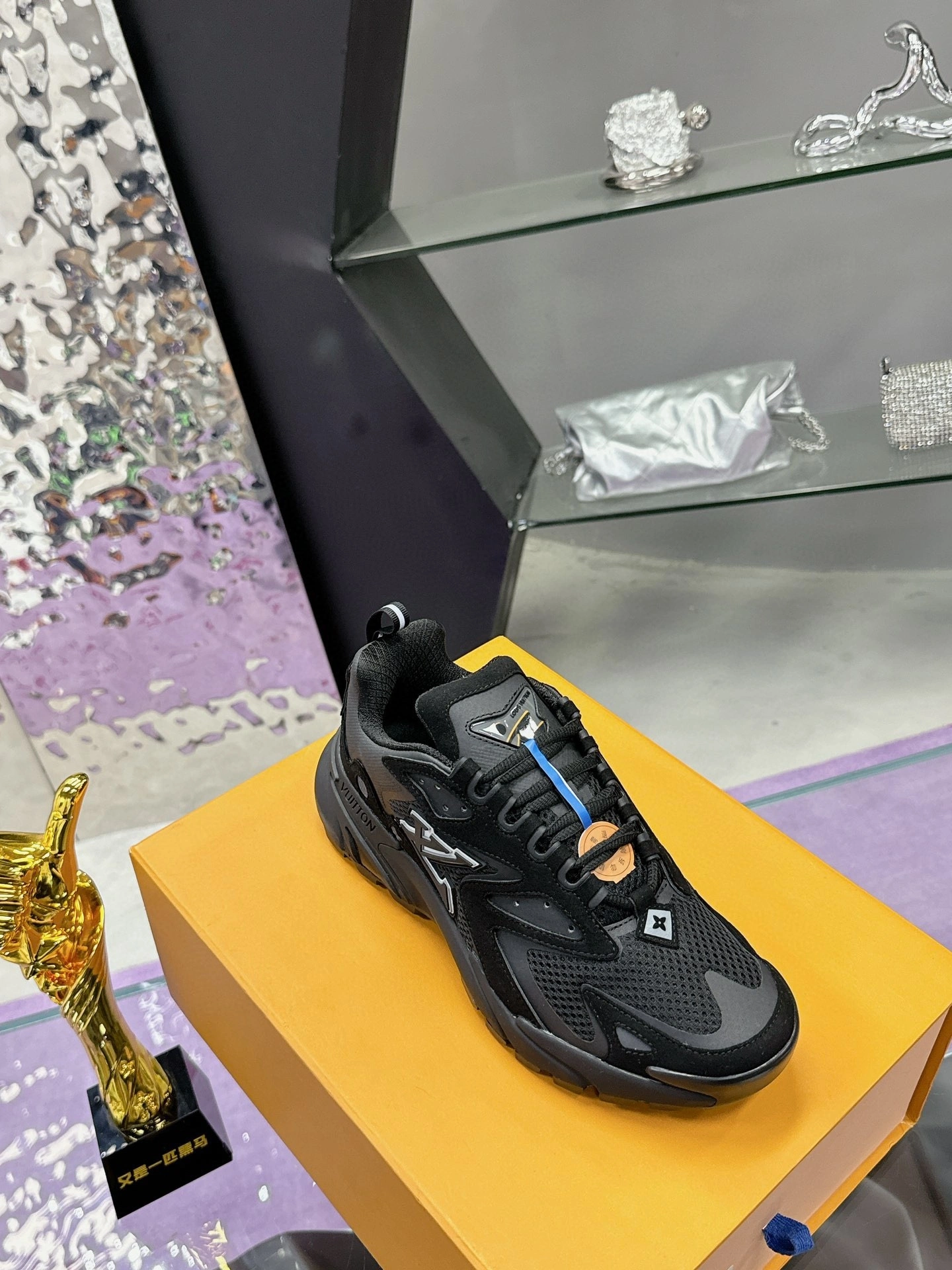 &OOBB--8V 1A9UNN cowhide item:D-X000K1054