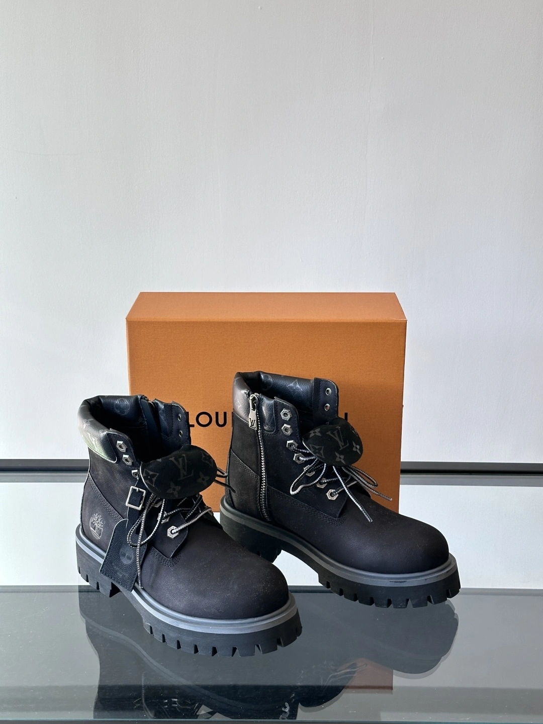 OOBB--8V 1AD75B item:E-X158B2699T