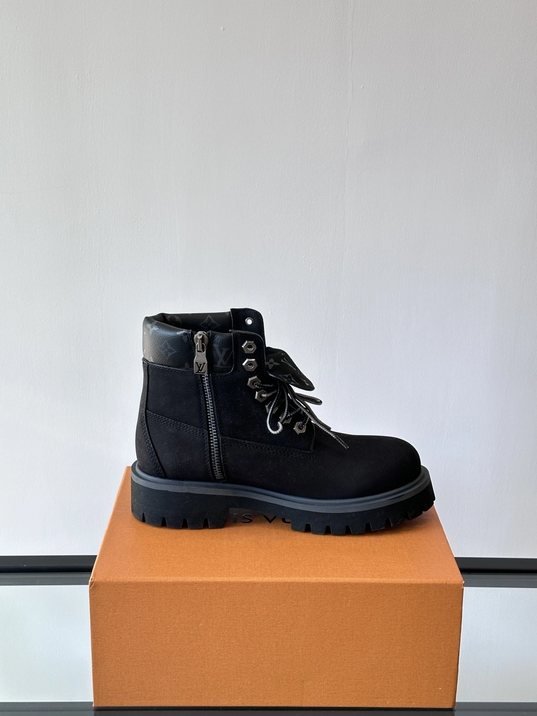 OOBB--8V 1AD75B item:E-X158B2699T