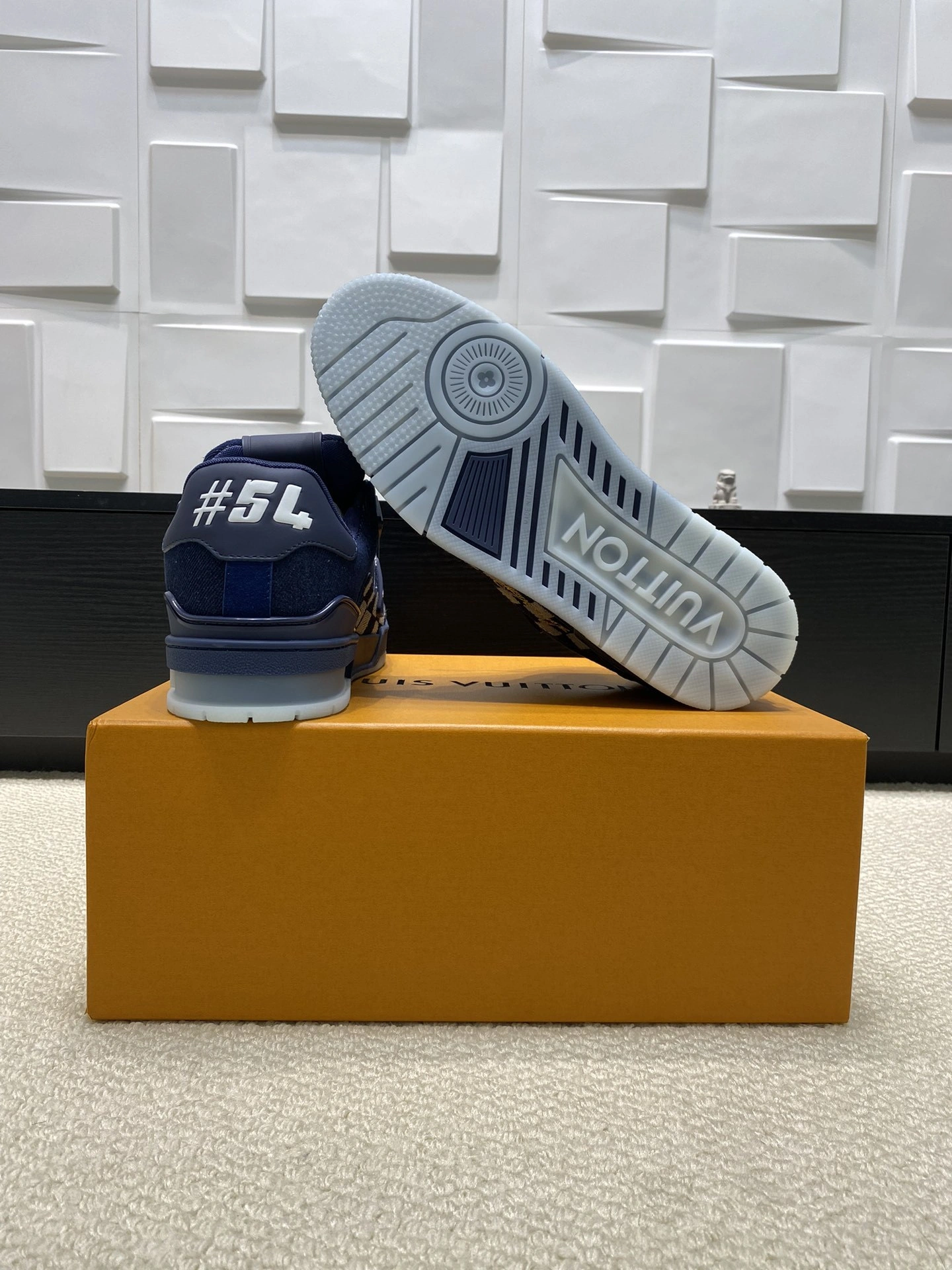 OOBB- 8V 1AIKS5 ingo cowhide Thick soles: 3CM item：E-X362I1388