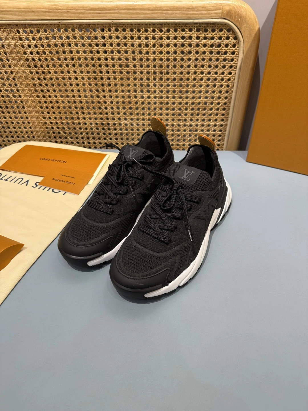 OOBB- 8V 1AILIN Runner Tatic item:F-X430A1617