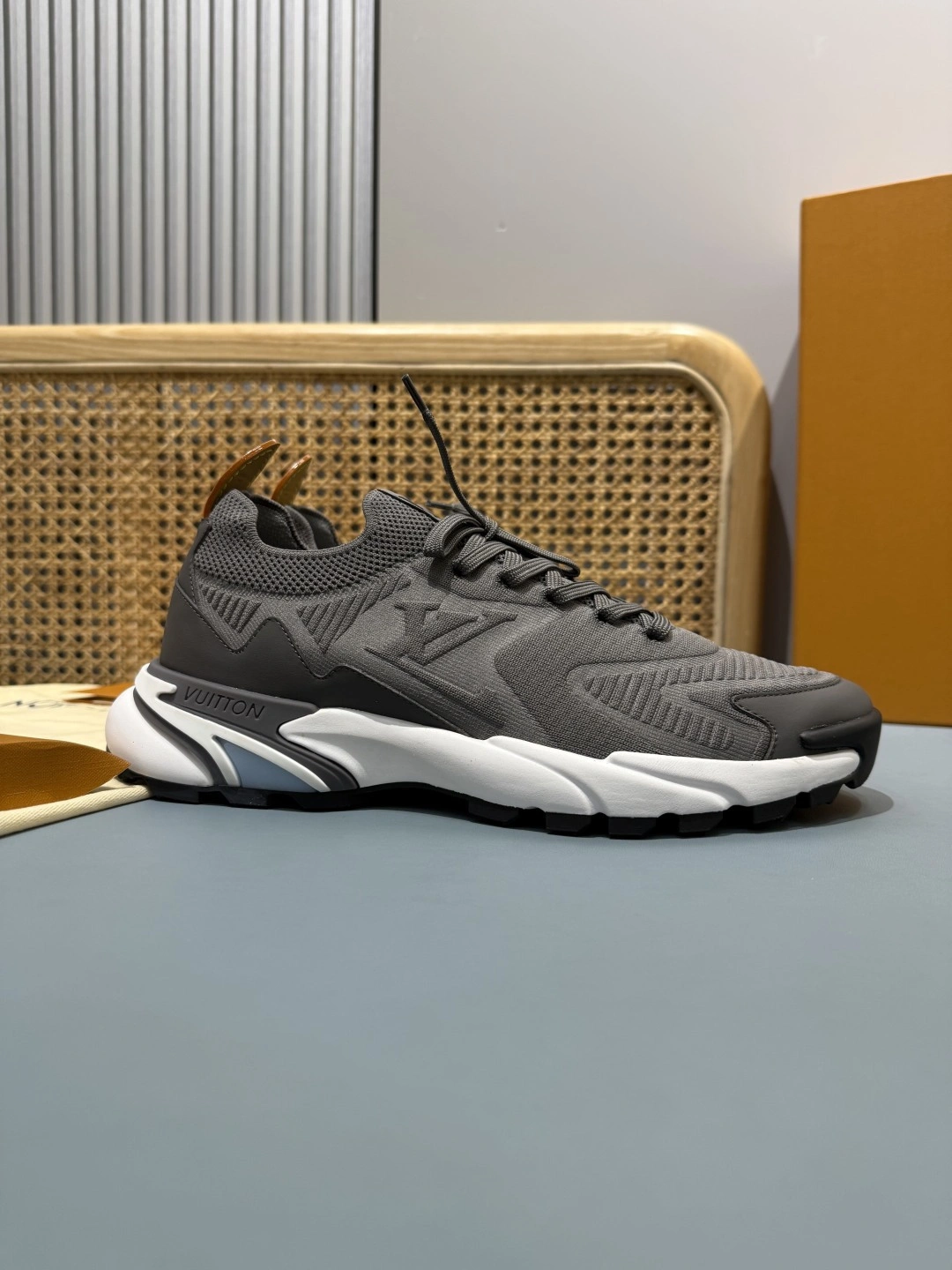 OOBB- 8V 1AILJJ Runner Tatic item:F-X430A1618