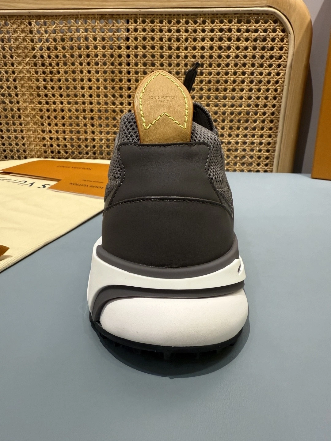 OOBB- 8V 1AILJJ Runner Tatic item:F-X430A1618