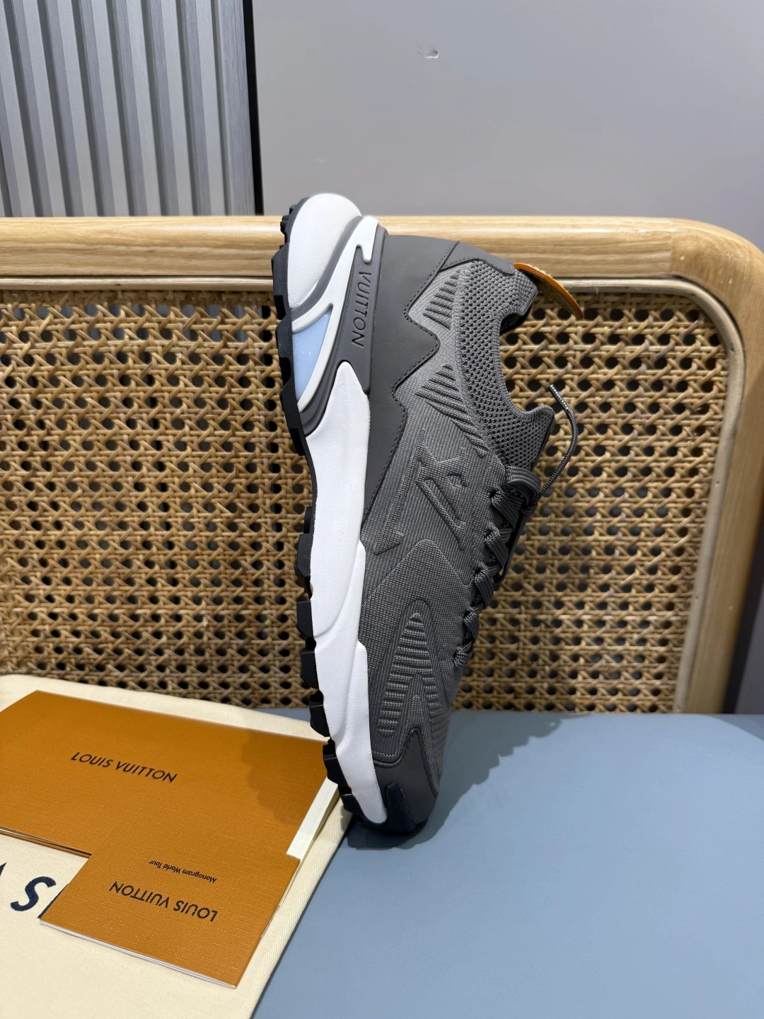 OOBB- 8V 1AILJJ Runner Tatic item:F-X430A1618