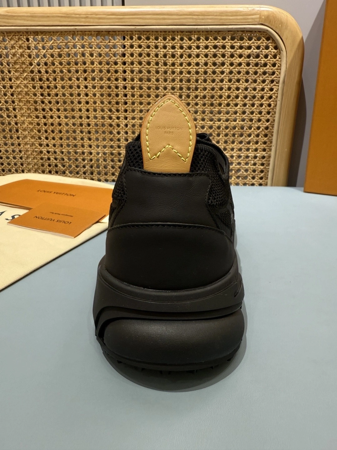 OOBB- 8V 1AINL5 Runner Tatic item:F-X430A1621