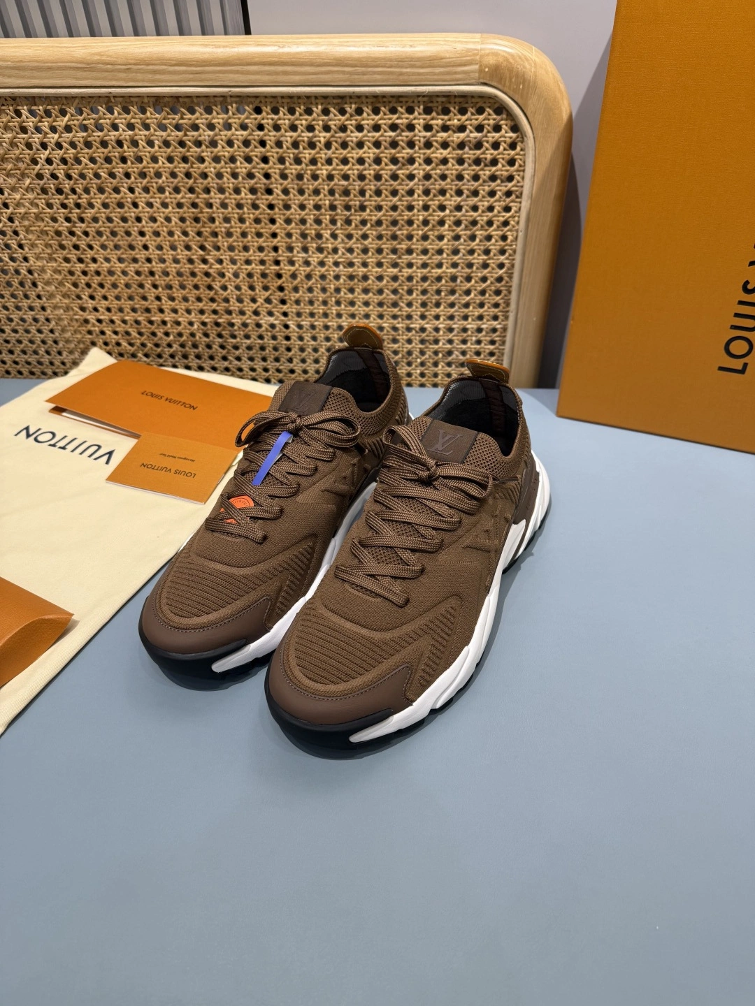 OOBB- 8V 1AIWVN Runner Tatic item:F-X430A1622