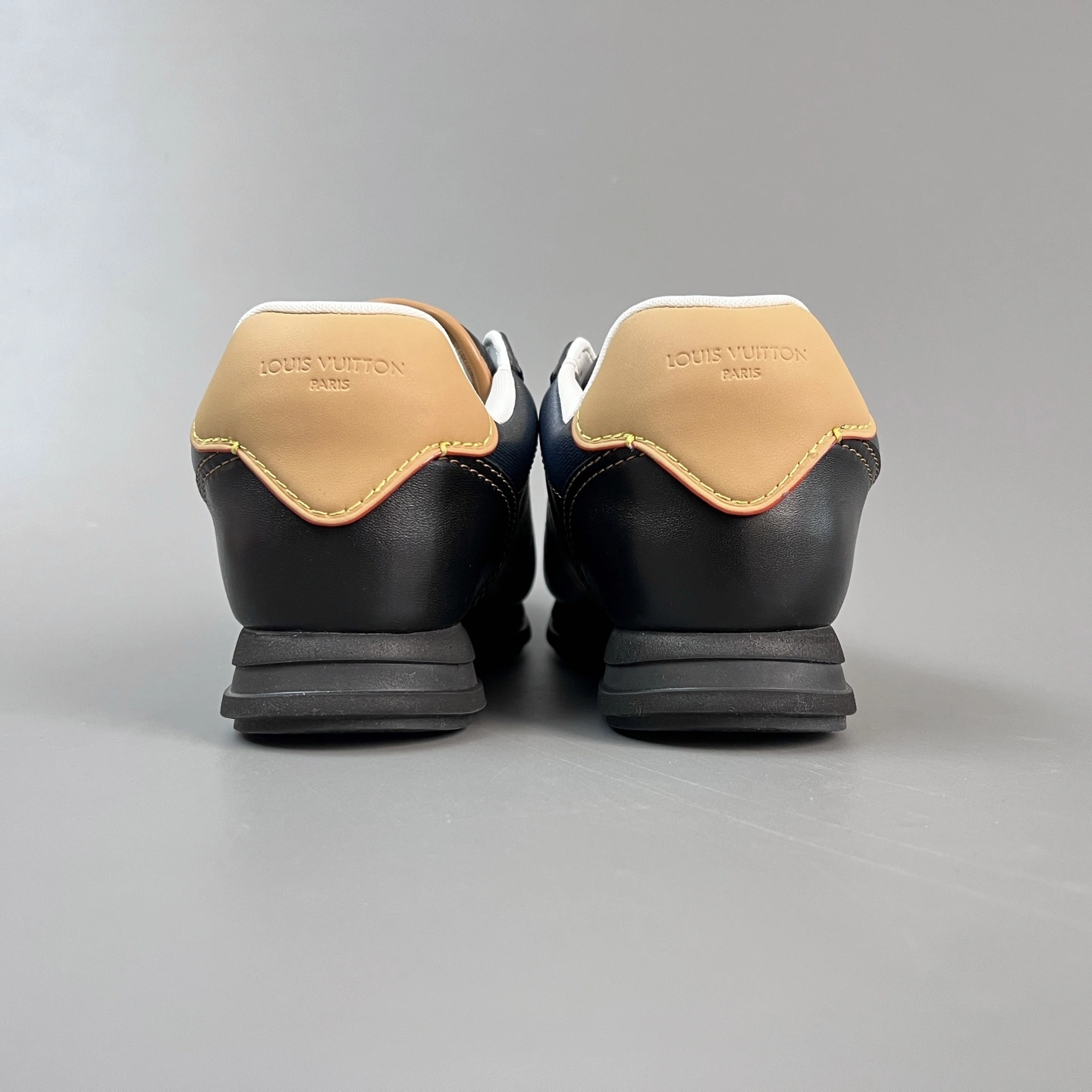 OOBB- 8V 1AIWW5 Calfskin cowhide item:F-X300A2421B