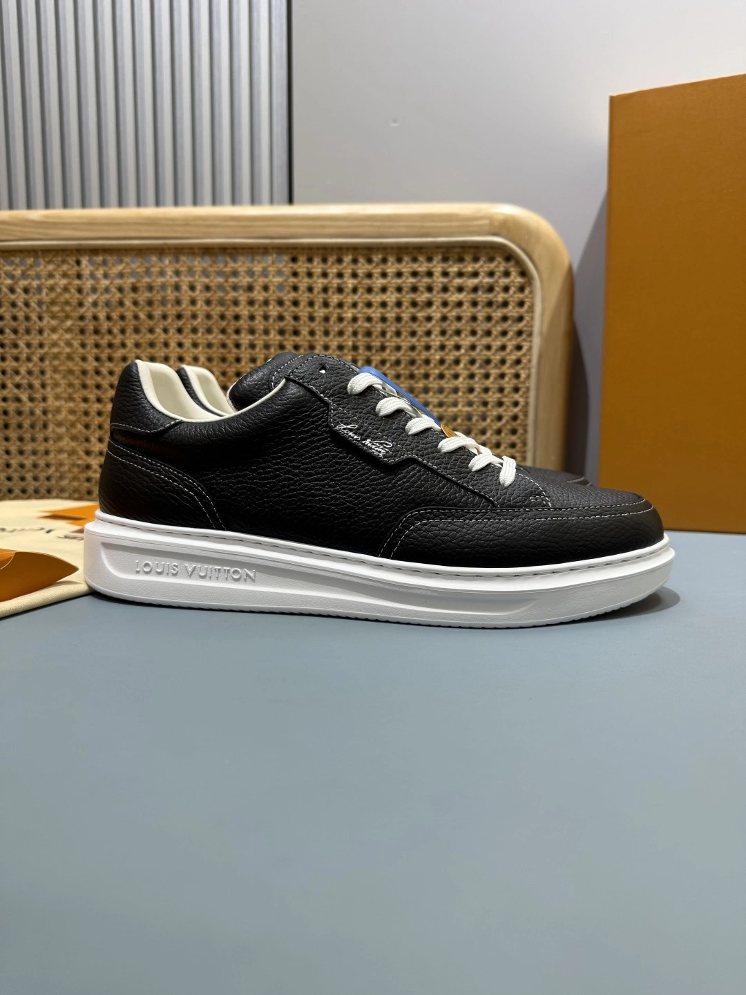 OOBB- 8V 1AJ836 Beverly Hills item:F-X430A1628