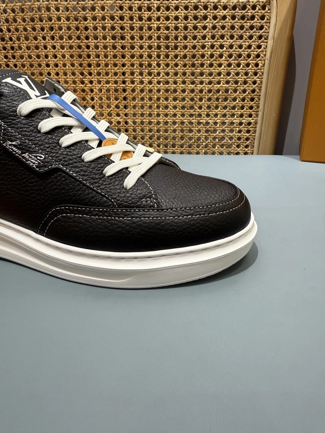 OOBB- 8V 1AJ836 Beverly Hills item:F-X430A1628