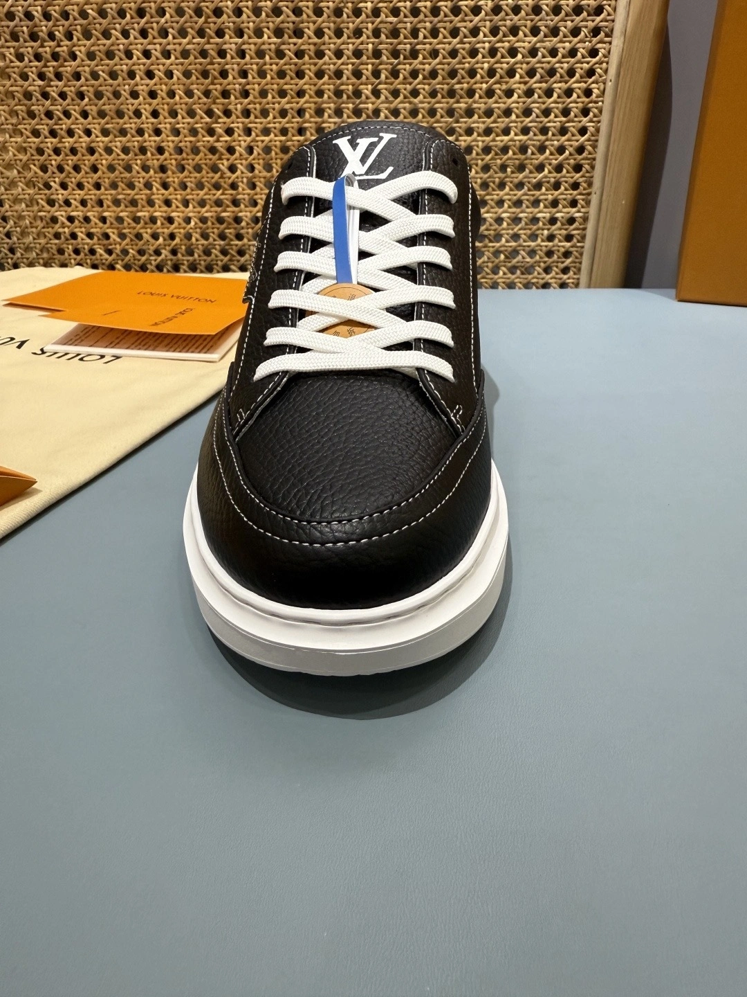 OOBB- 8V 1AJ836 Beverly Hills item:F-X430A1628