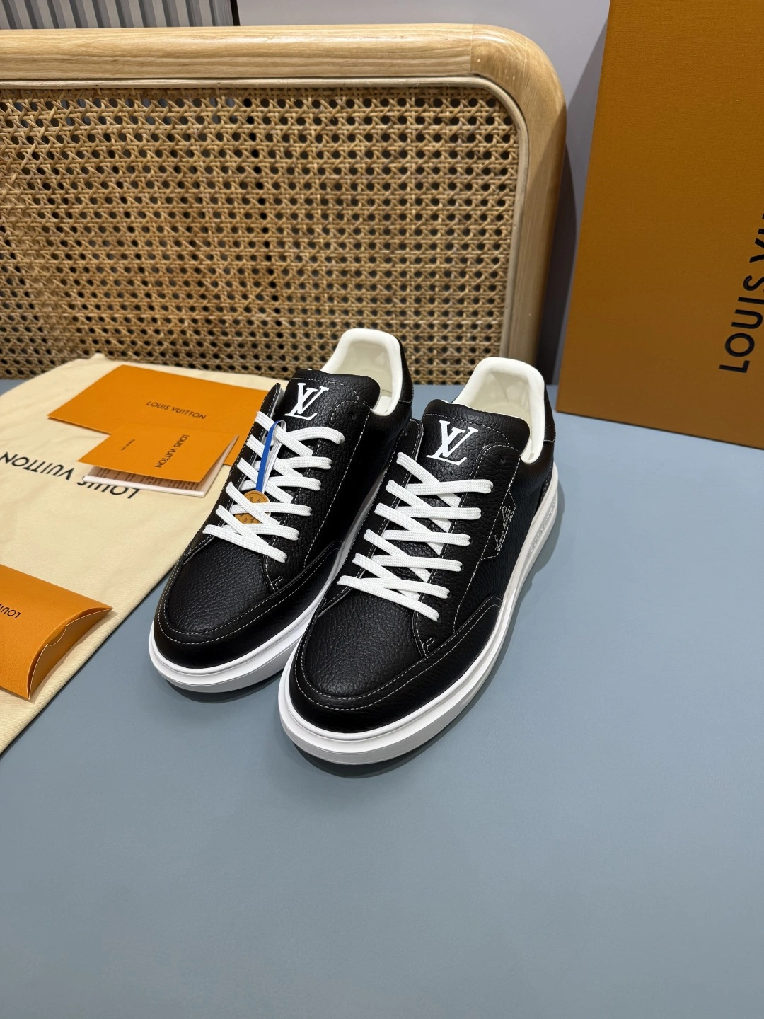 OOBB- 8V 1AJ836 Beverly Hills item:F-X430A1628