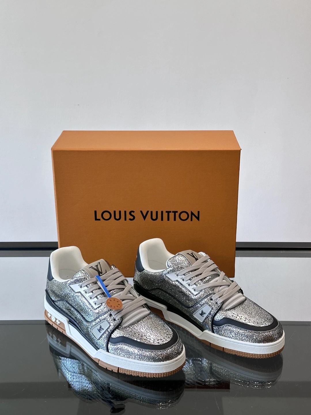 OOBB- 8V 1AJ978 Trainer item:F-X230A2221B