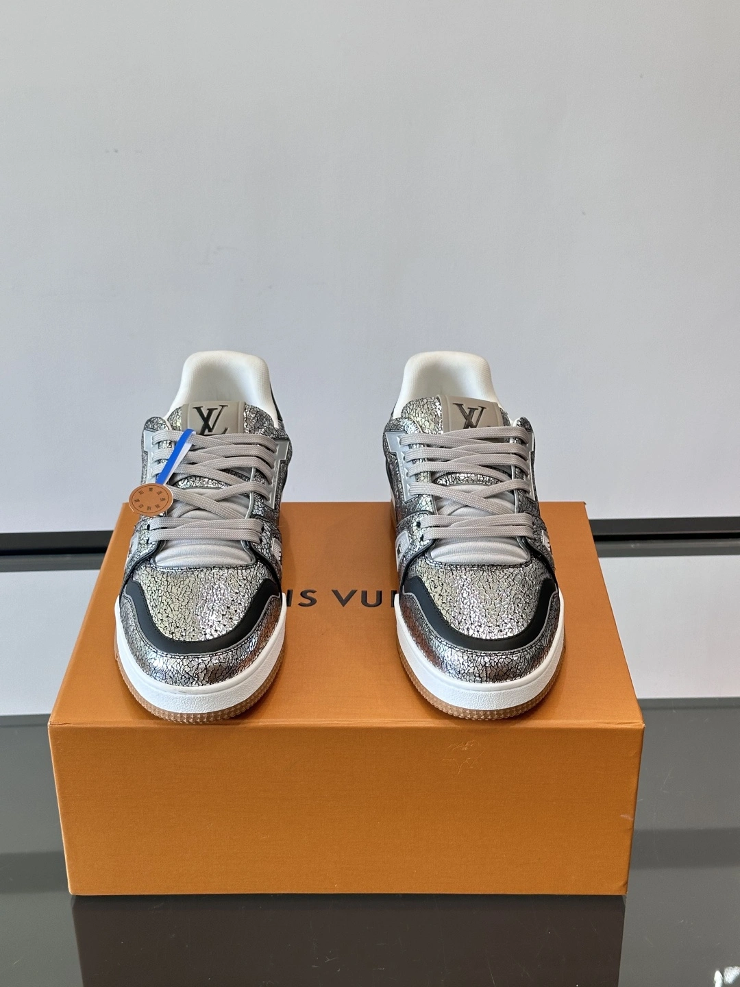 OOBB- 8V 1AJ978 Trainer item:F-X230A2221B