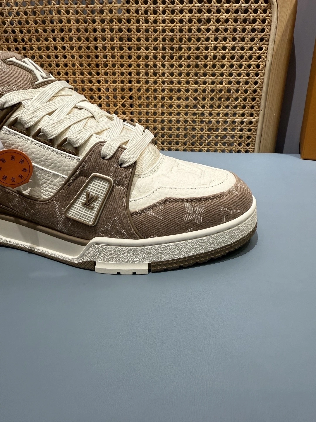 OOBB- 8V 1AJCKN 1AJAGZ Trainer cowhide item:F-X430A1625