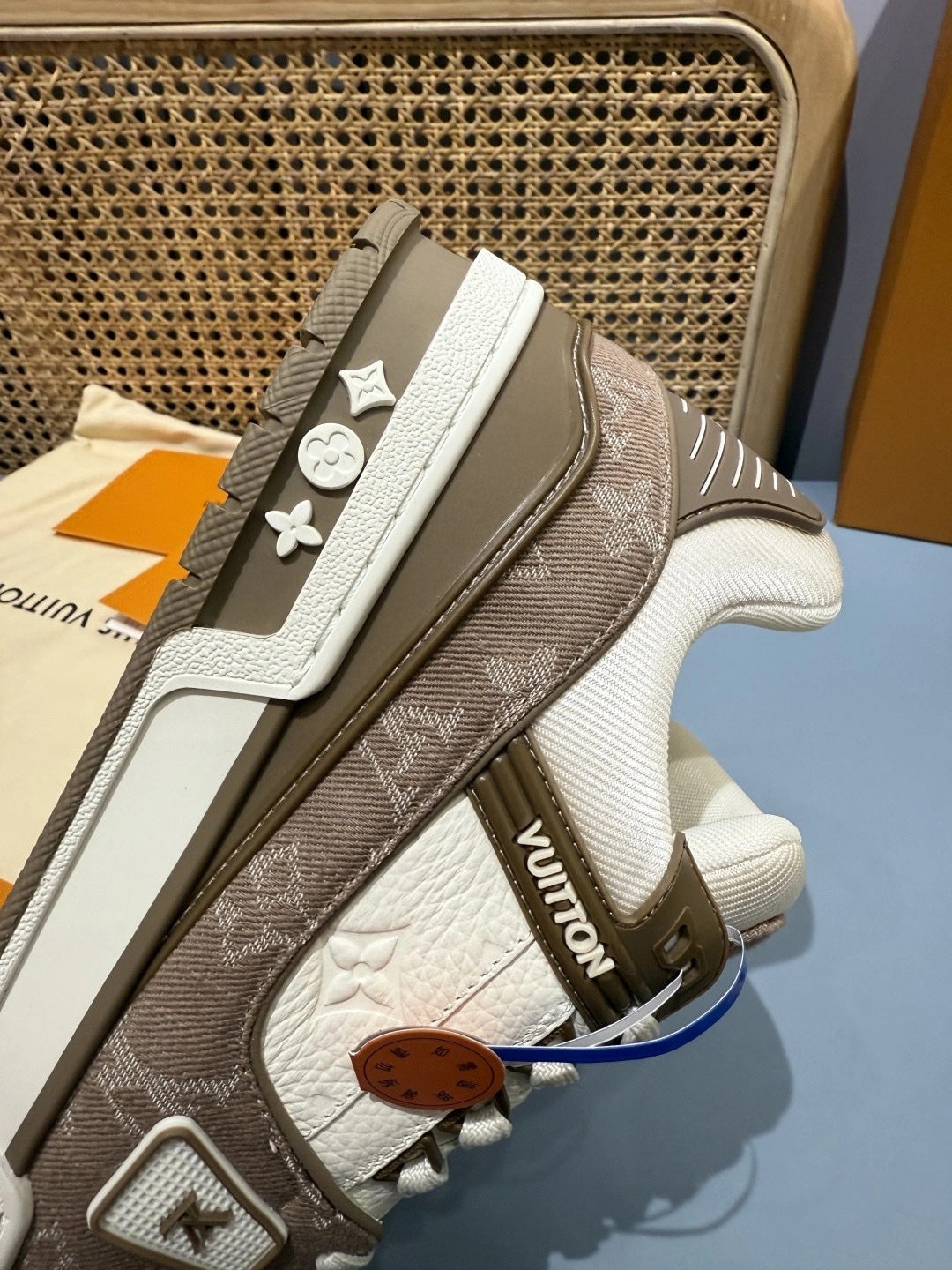 OOBB- 8V 1AJCKN 1AJAGZ Trainer cowhide item:F-X430A1625